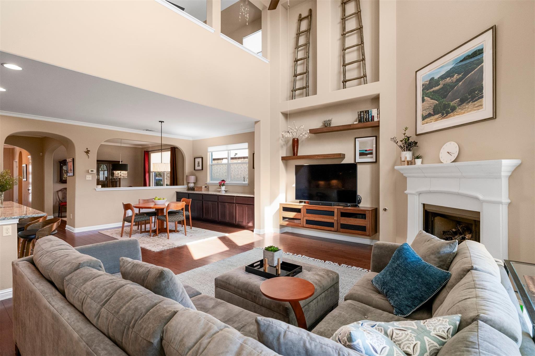 6537 Estana Ln, Austin, TX 78739