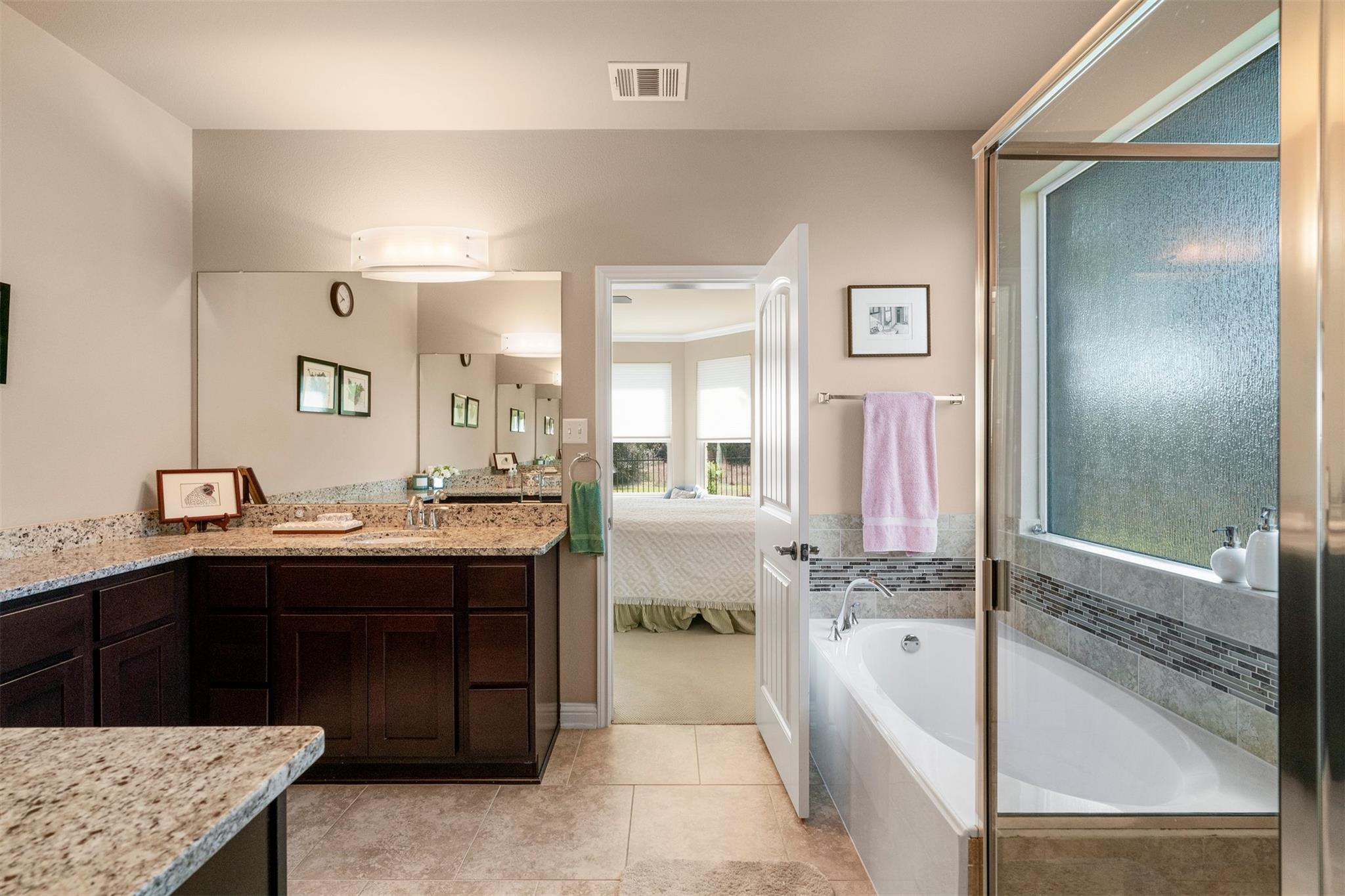 6537 Estana Ln, Austin, TX 78739