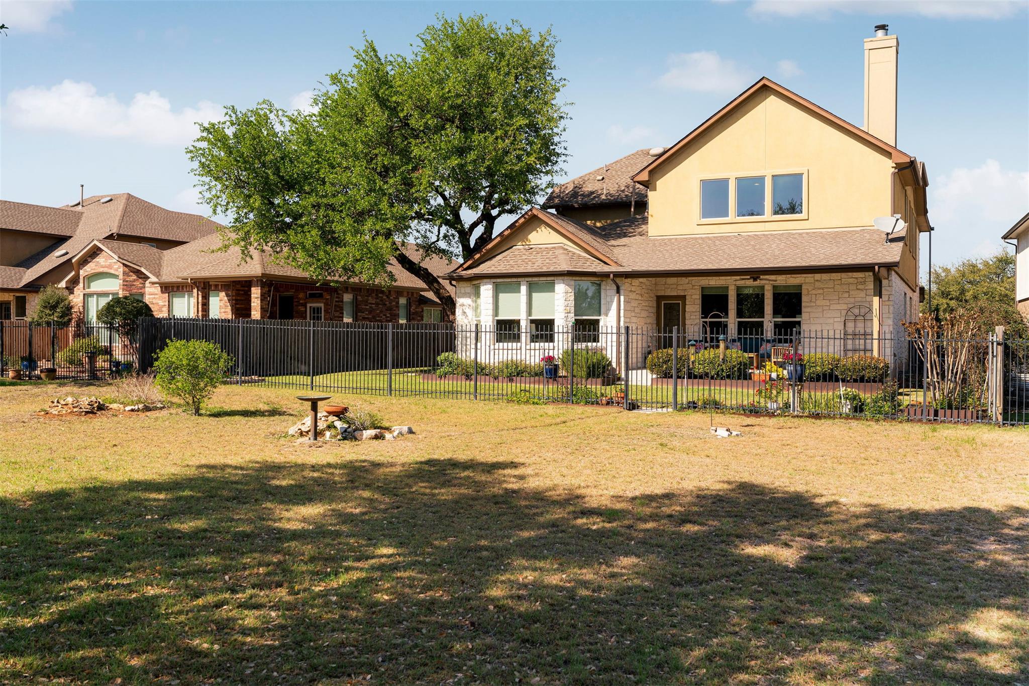 6537 Estana Ln, Austin, TX 78739