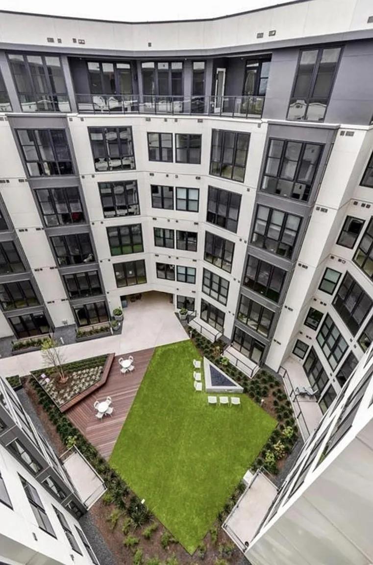 800 Embassy Dr # 328, Austin, TX 78702