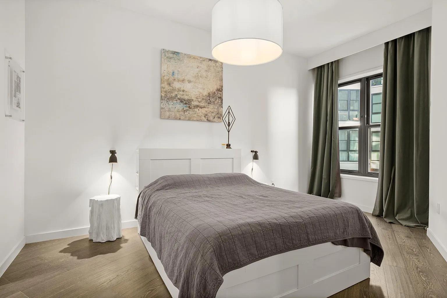 800 Embassy Dr # 328, Austin, TX 78702