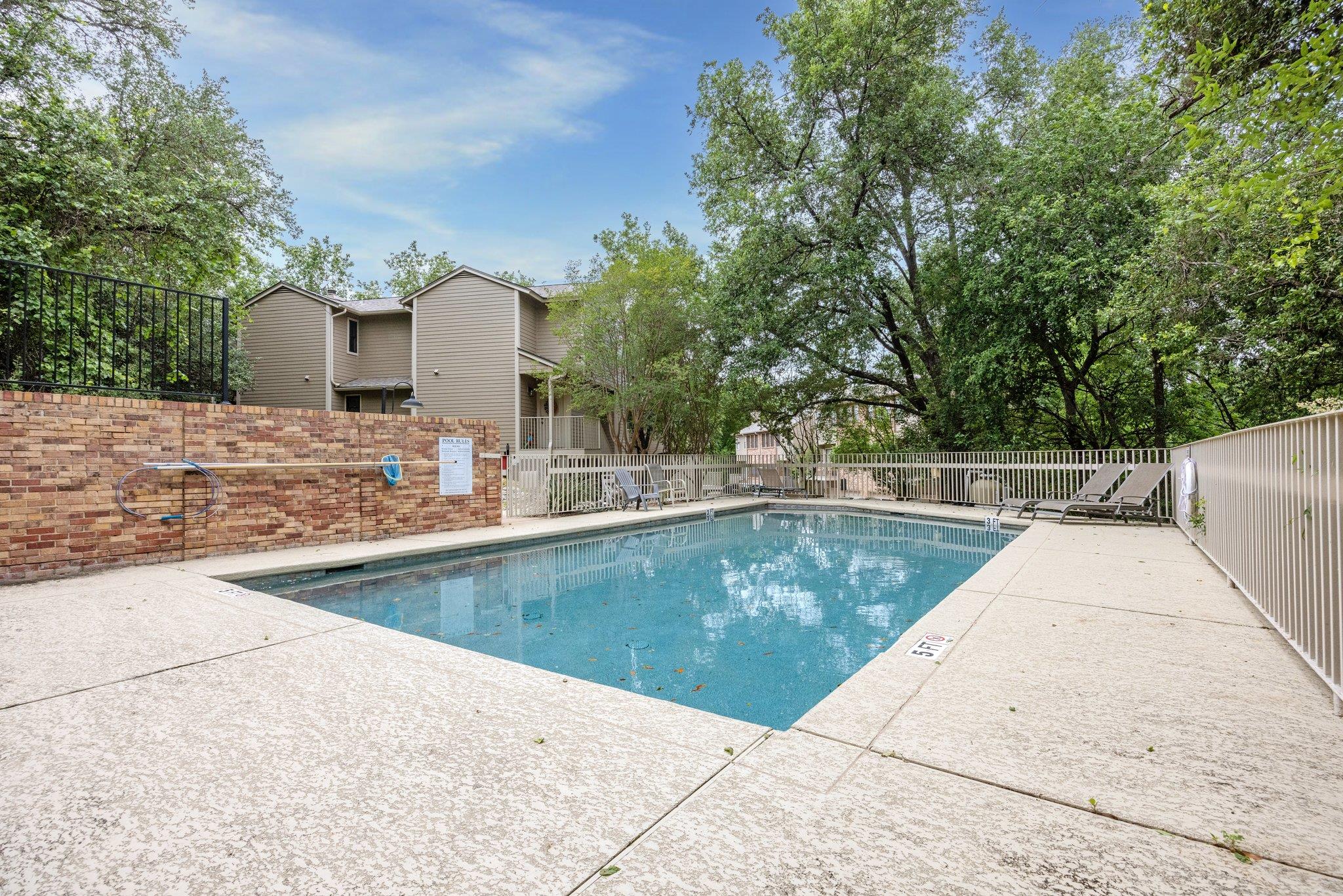 3845 Ranch Road 2222 # 33, Austin, TX 78731
