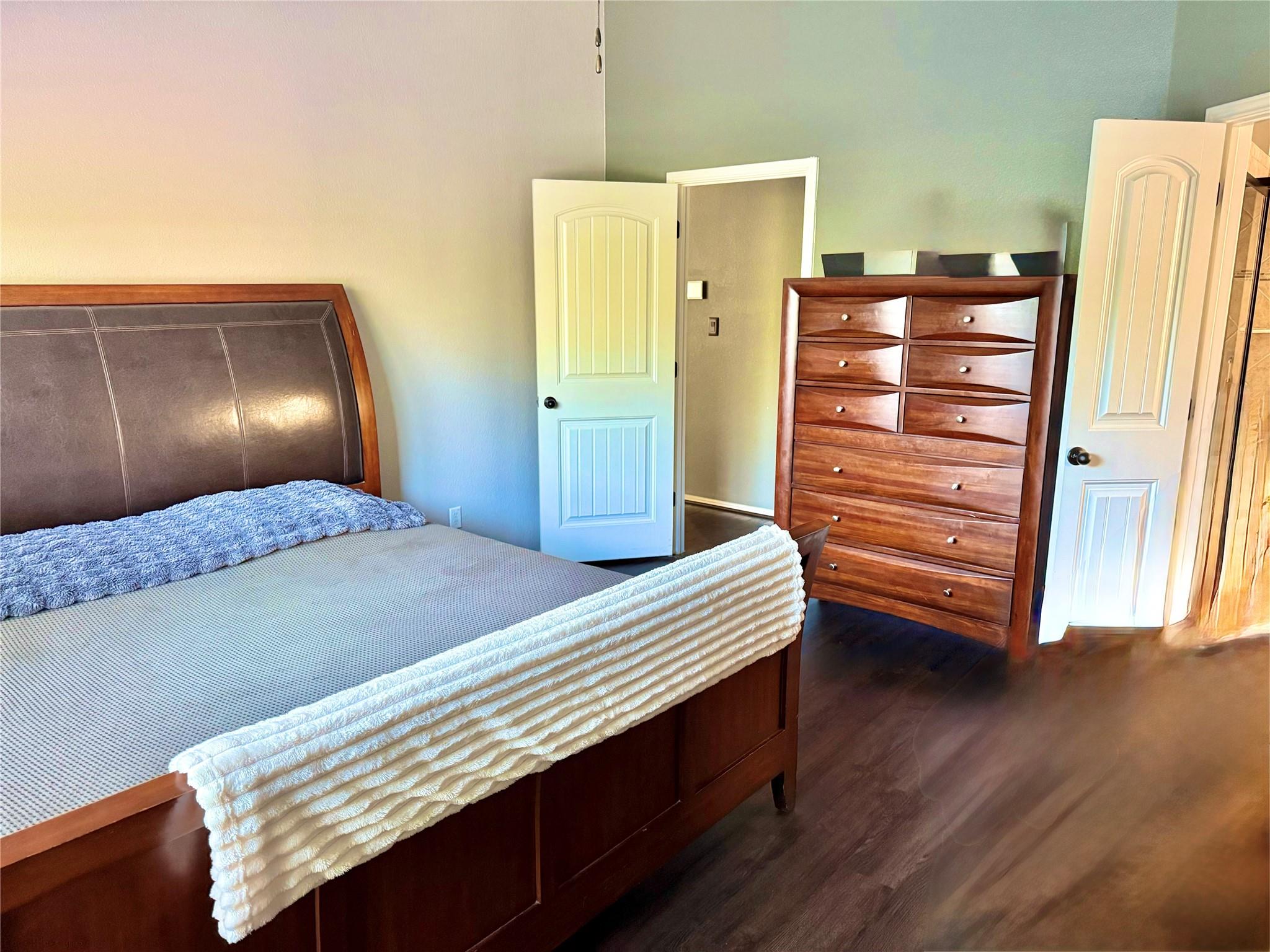 2604 Garlic Creek Dr, Buda, TX 78610