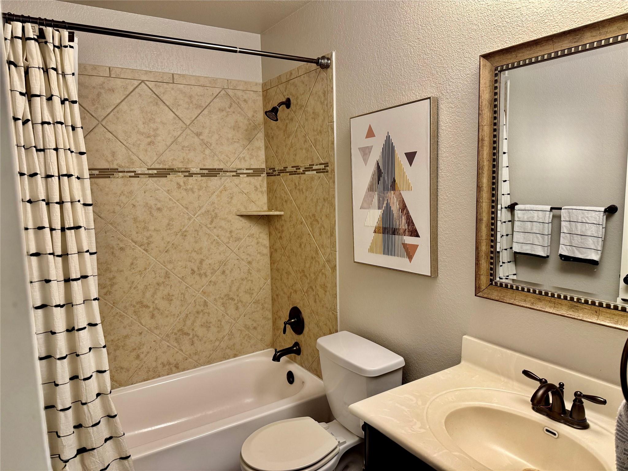 2604 Garlic Creek Dr, Buda, TX 78610