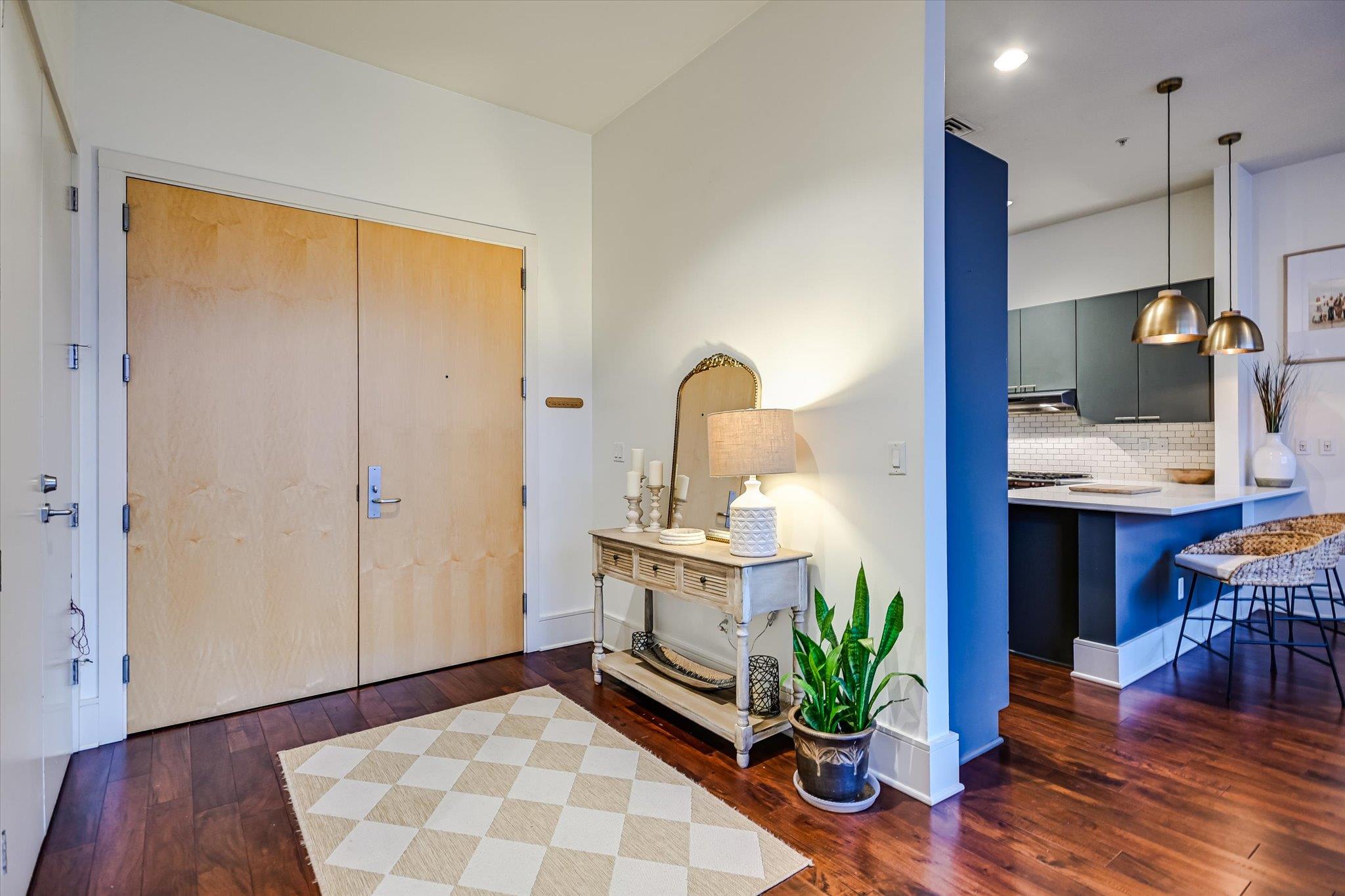 555 E 5th St # 2826, Austin, TX 78701