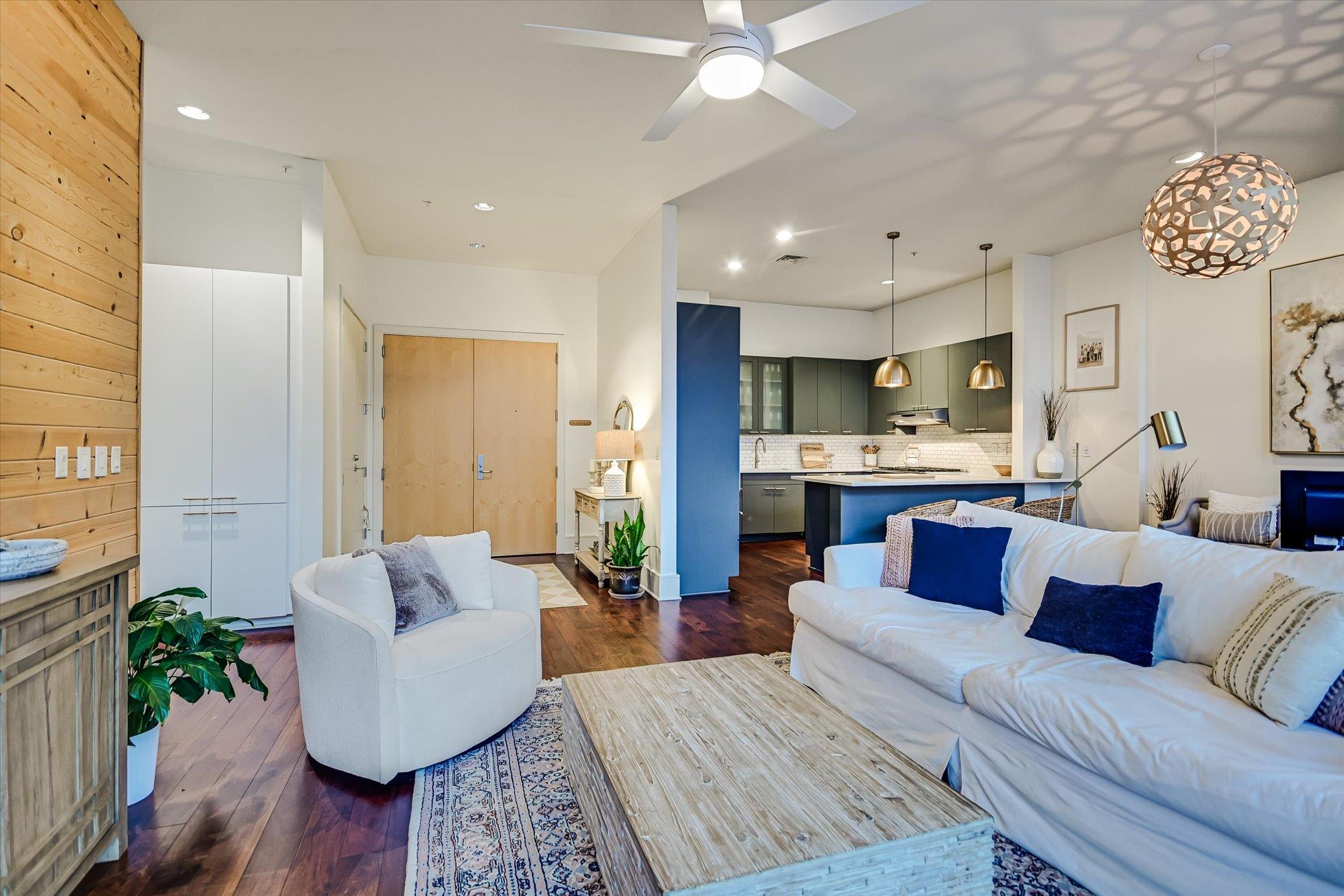 555 E 5th St # 2826, Austin, TX 78701