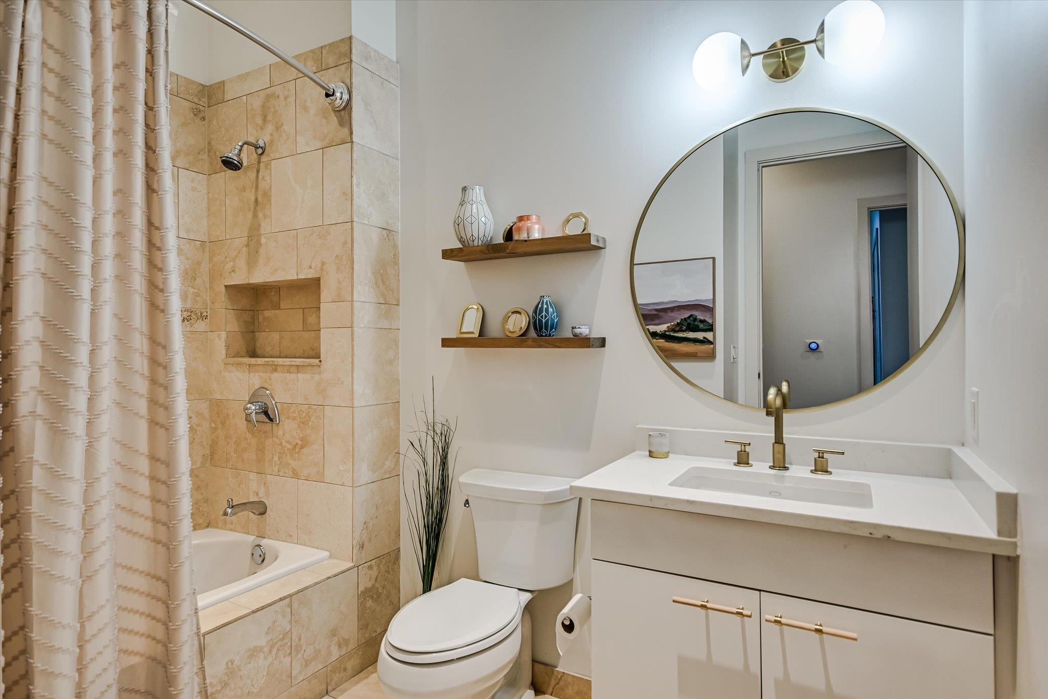 555 E 5th St # 2826, Austin, TX 78701
