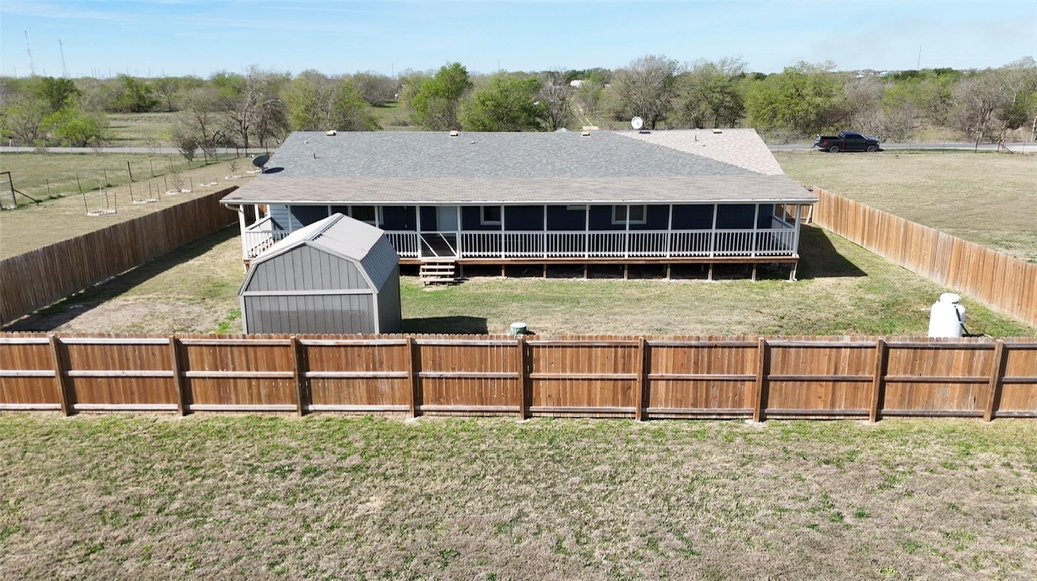 2709 County Road 463, Elgin, TX 78621