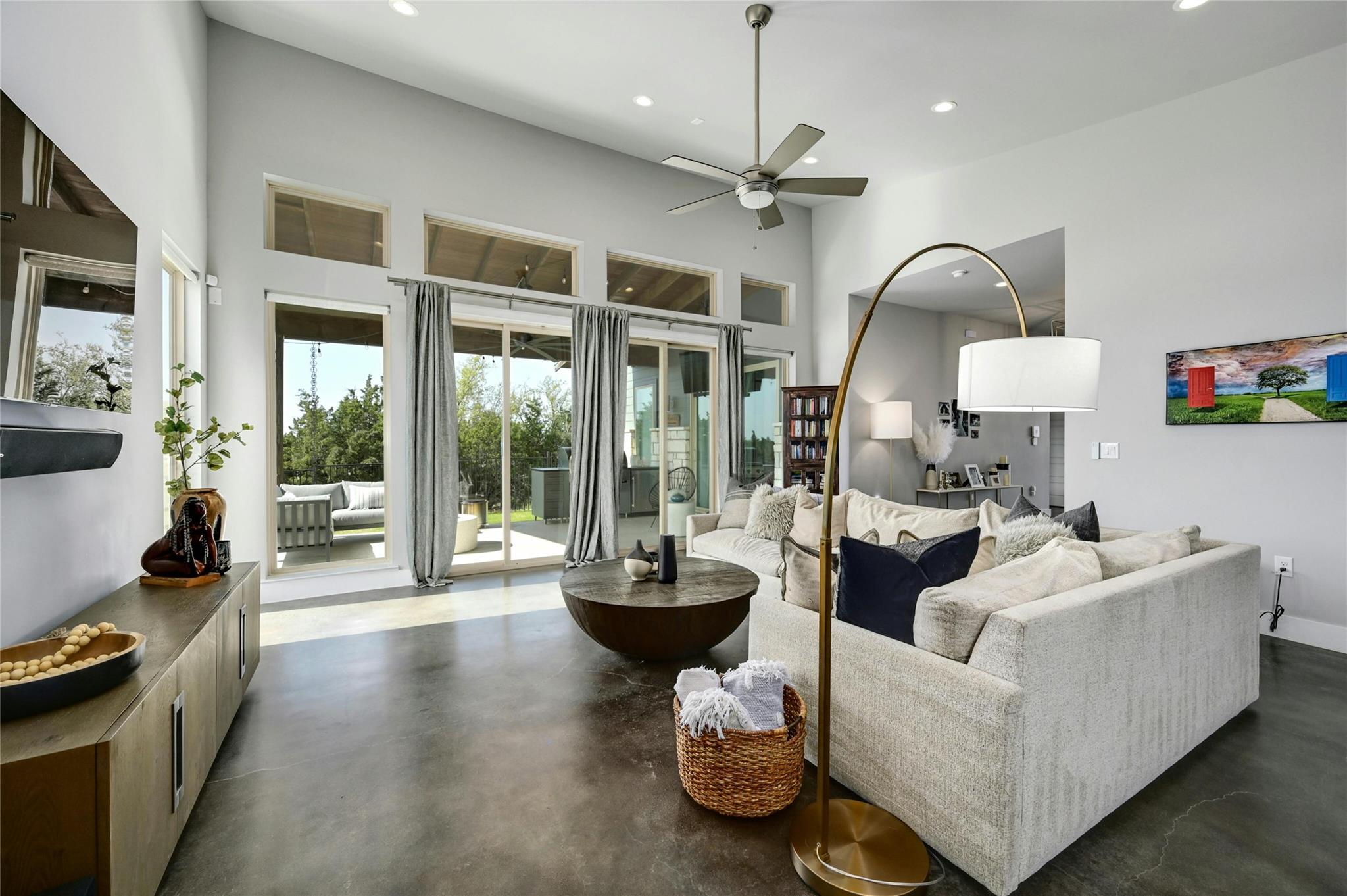 8611 Buffalo Trl, Lago Vista, TX 78645