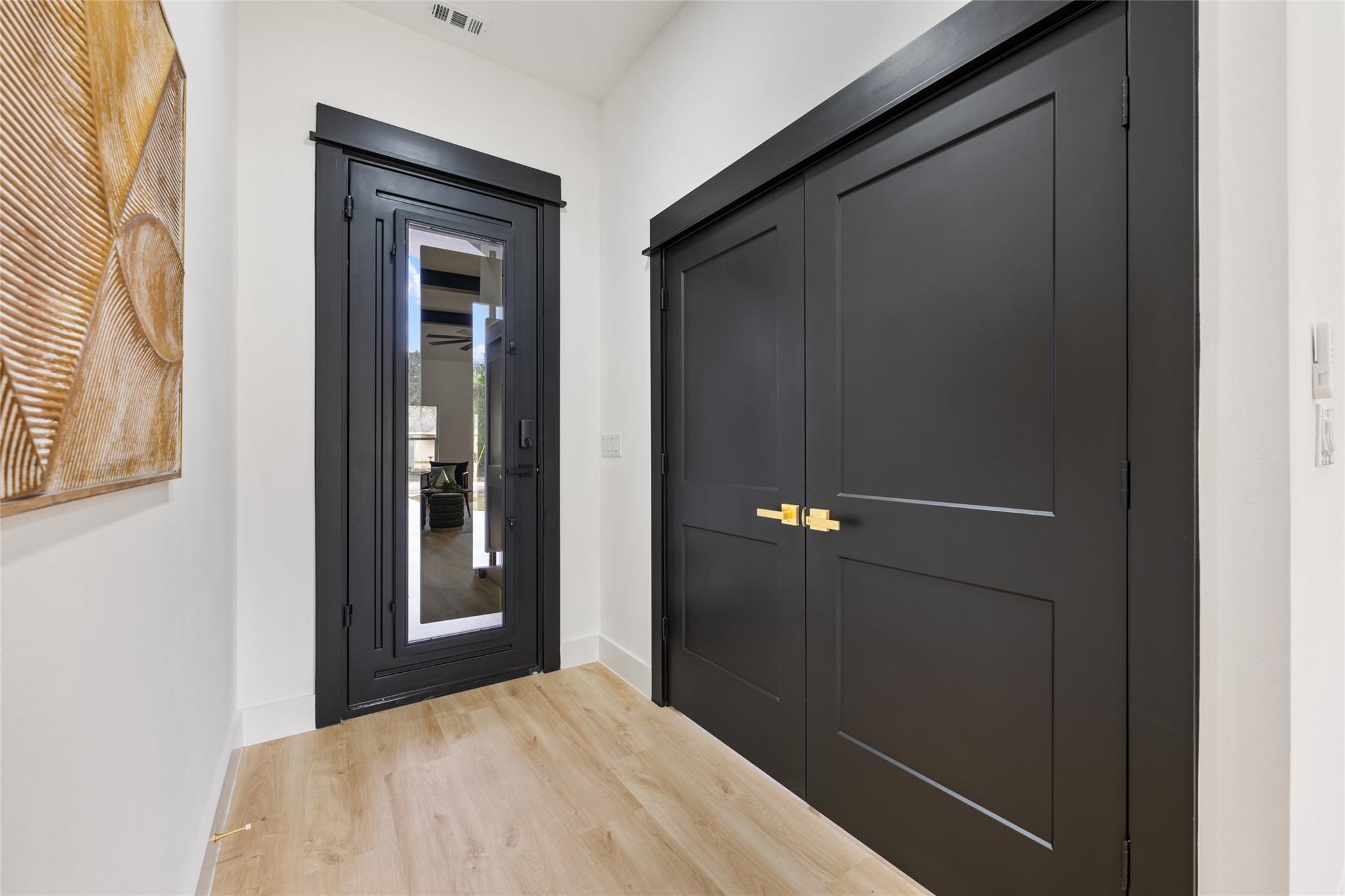 121 E Keomuku Ln, Bastrop, TX 78602