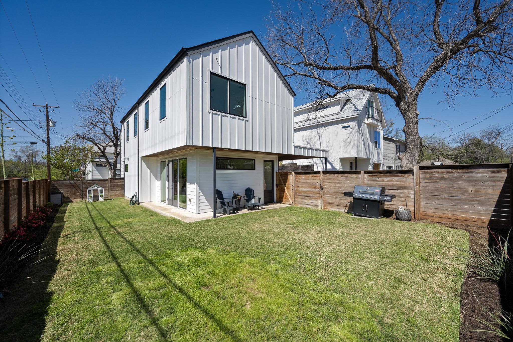 1600 Singleton Ave, Austin, TX 78702