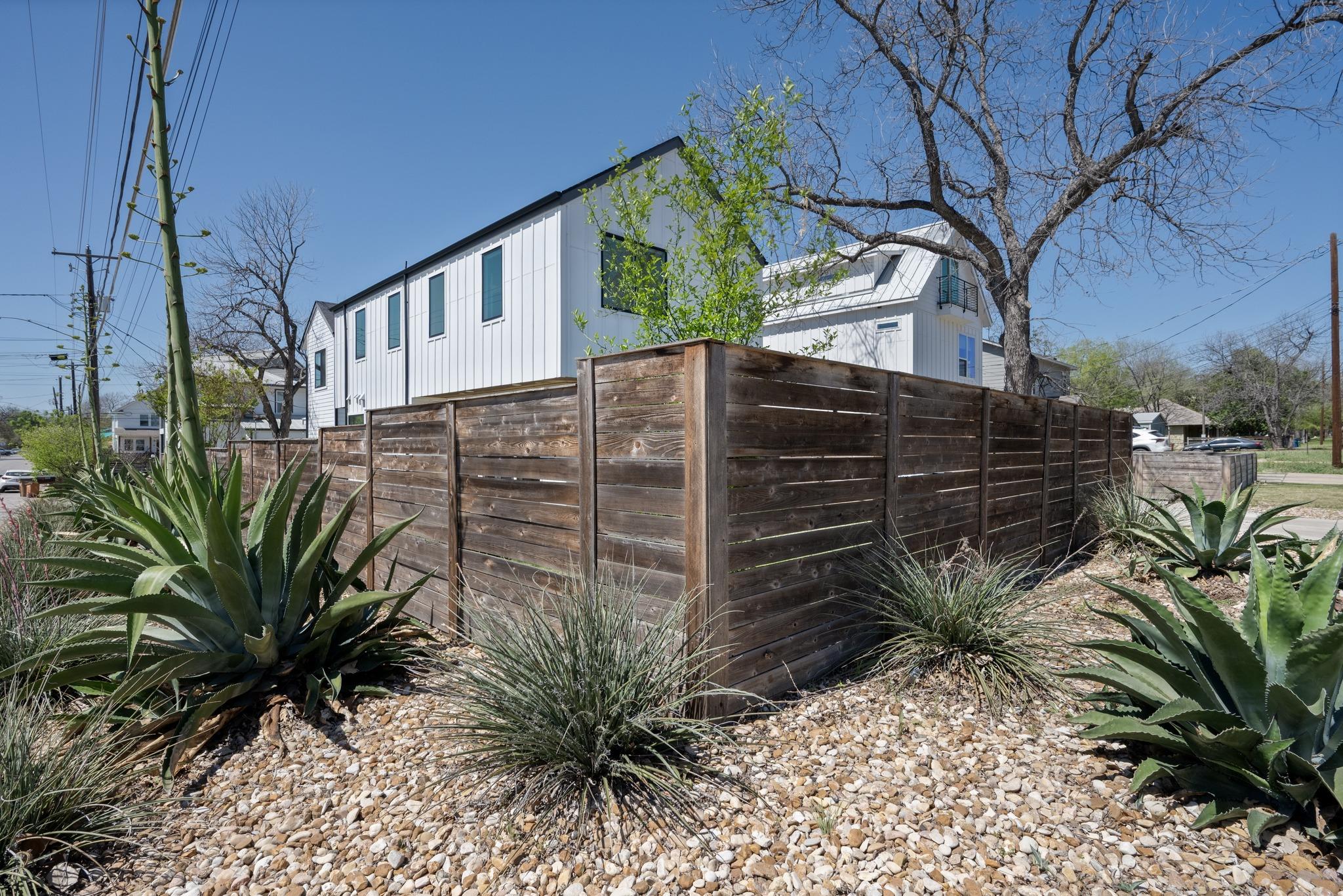 1600 Singleton Ave, Austin, TX 78702