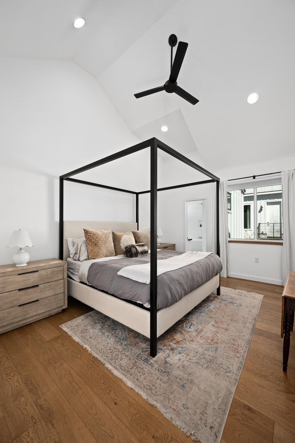 1600 Singleton Ave, Austin, TX 78702