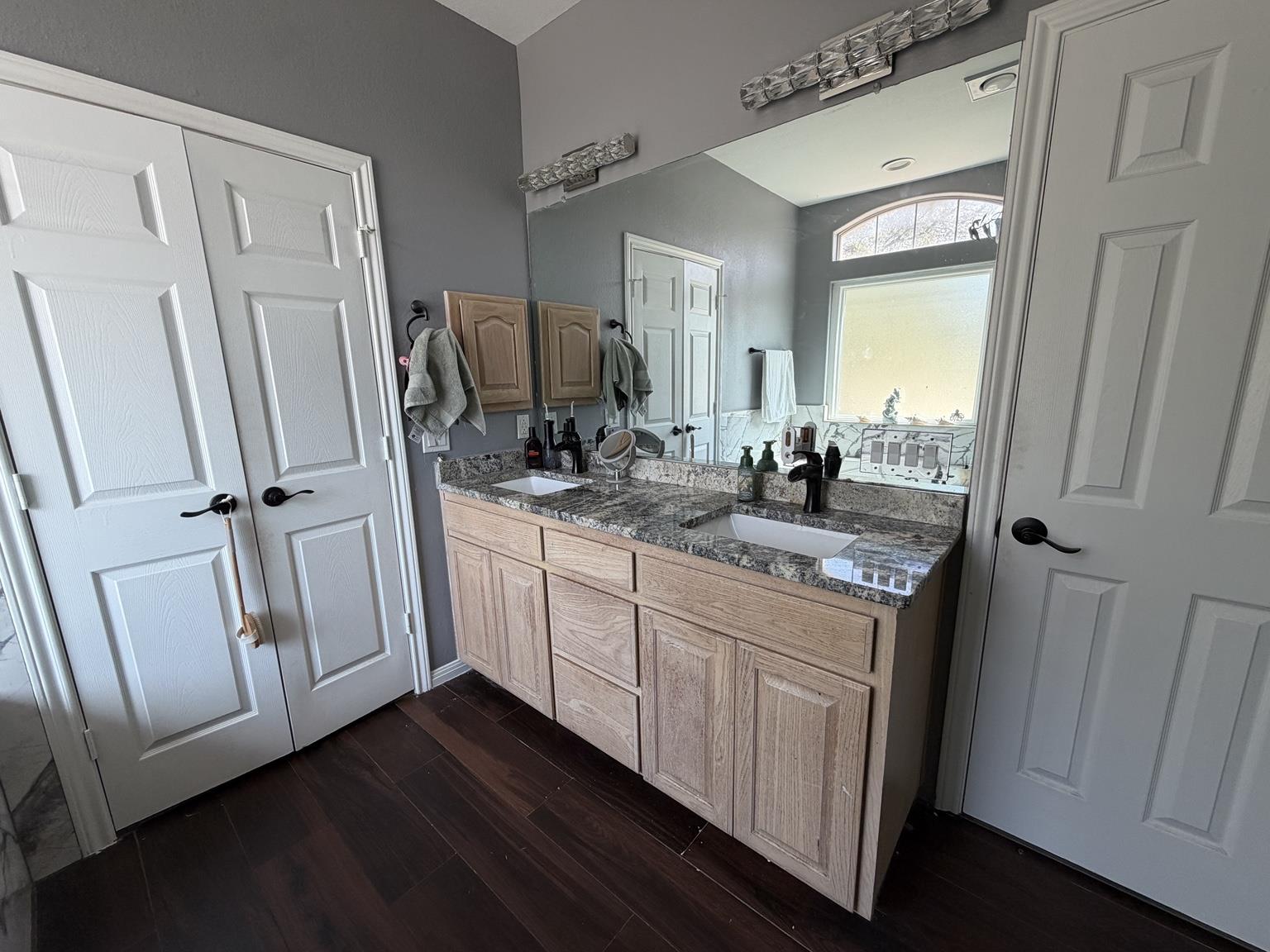 4070 Outpost Trce, Lago Vista, TX 78645