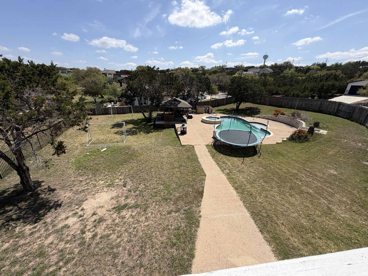 4070 Outpost Trce, Lago Vista, TX 78645