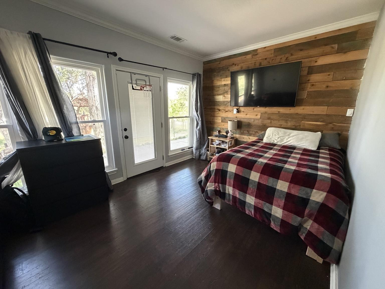 4070 Outpost Trce, Lago Vista, TX 78645