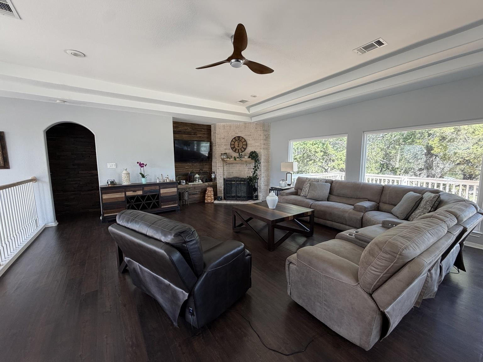 4070 Outpost Trce, Lago Vista, TX 78645