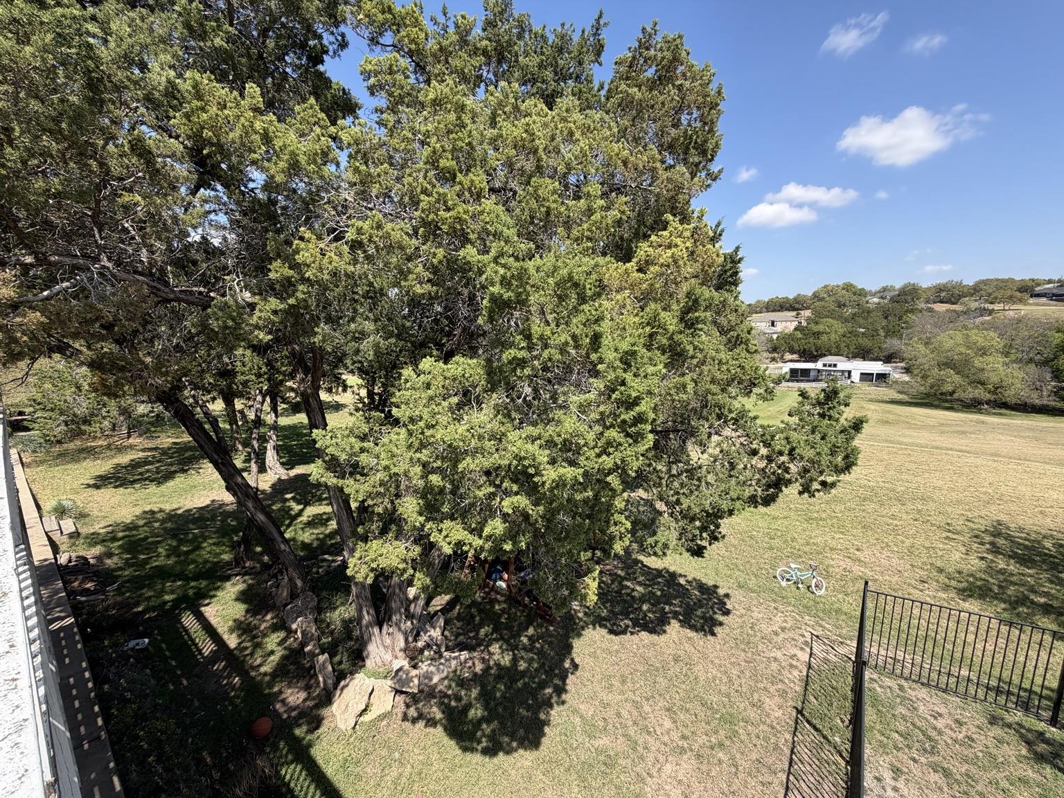 4070 Outpost Trce, Lago Vista, TX 78645