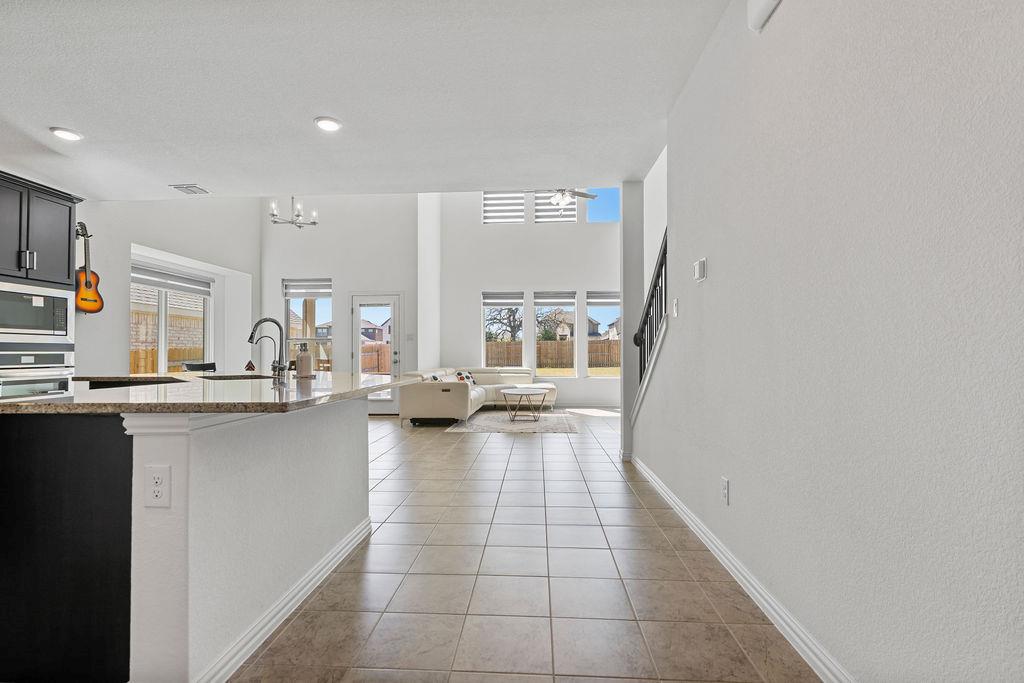 631 Breeze Hollow Ln, Georgetown, TX 78628