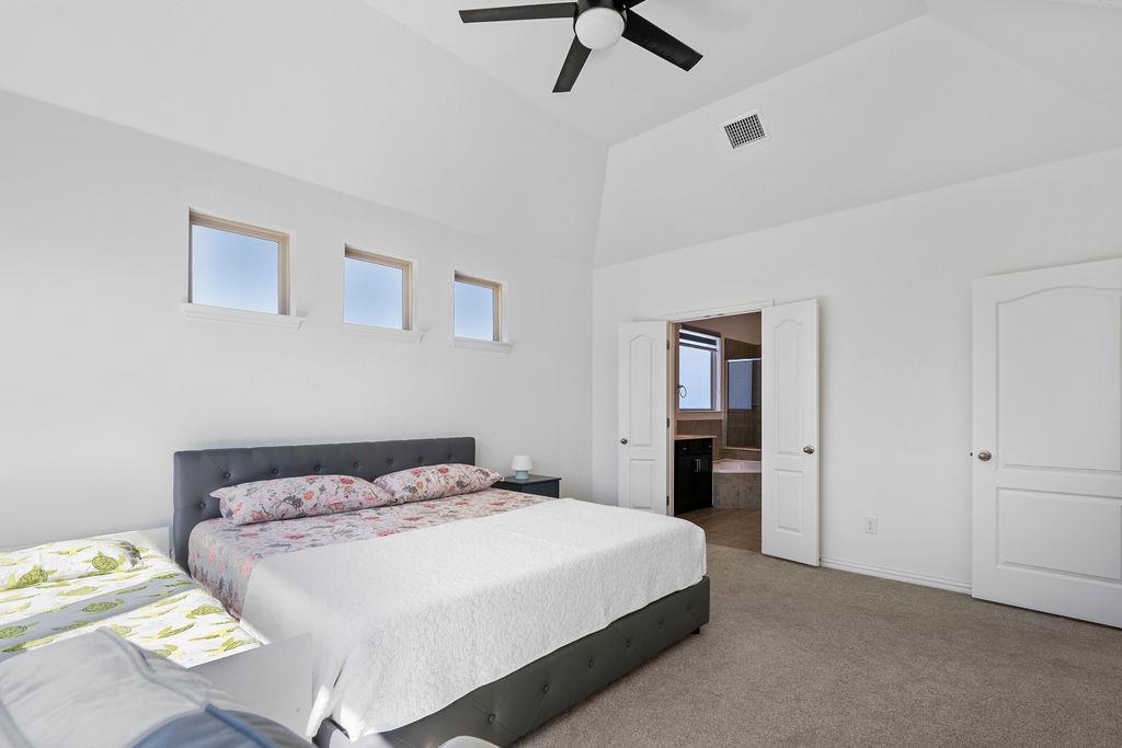 631 Breeze Hollow Ln, Georgetown, TX 78628