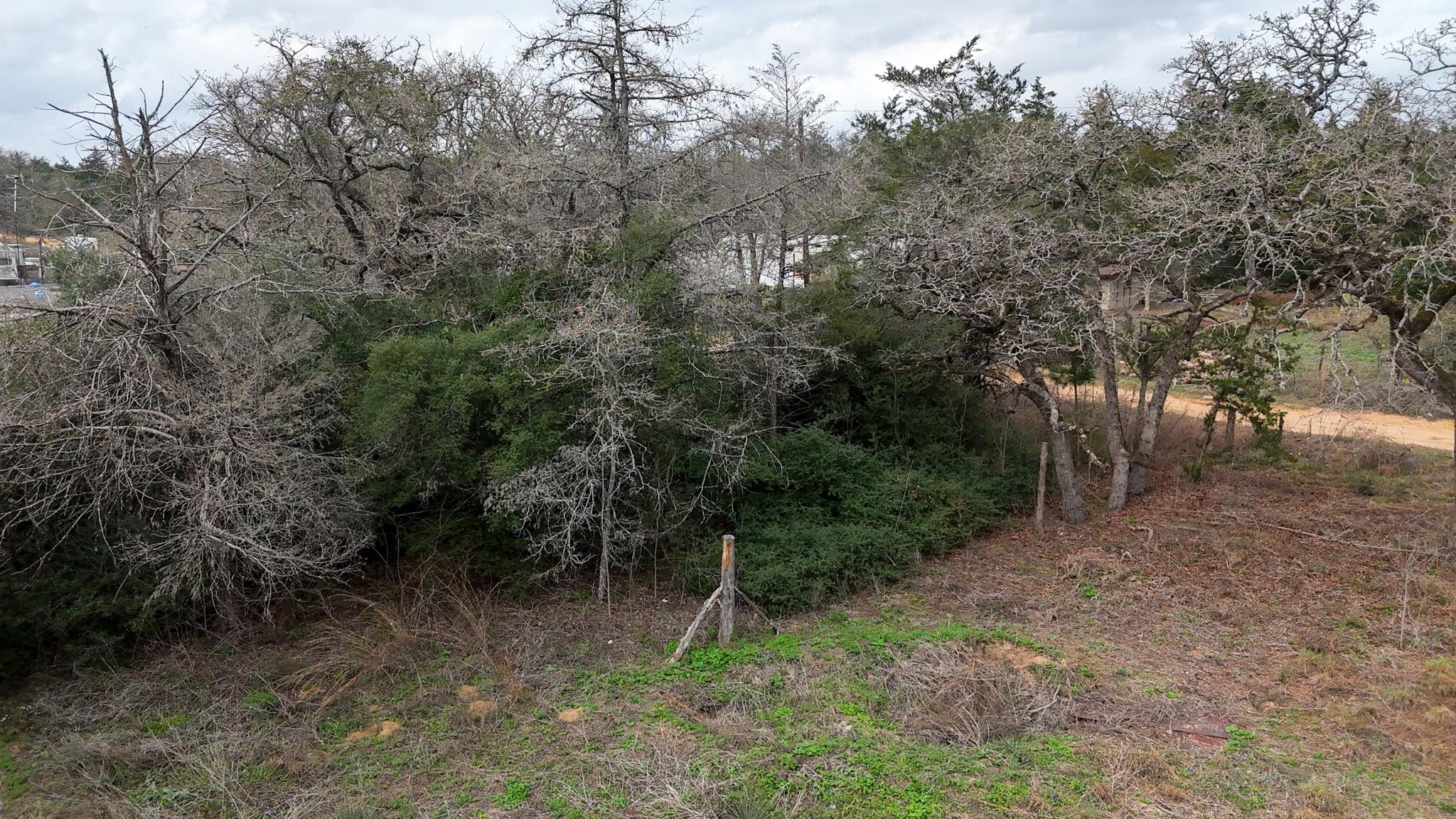 313 Dogwood Dr, Caldwell, TX 77836