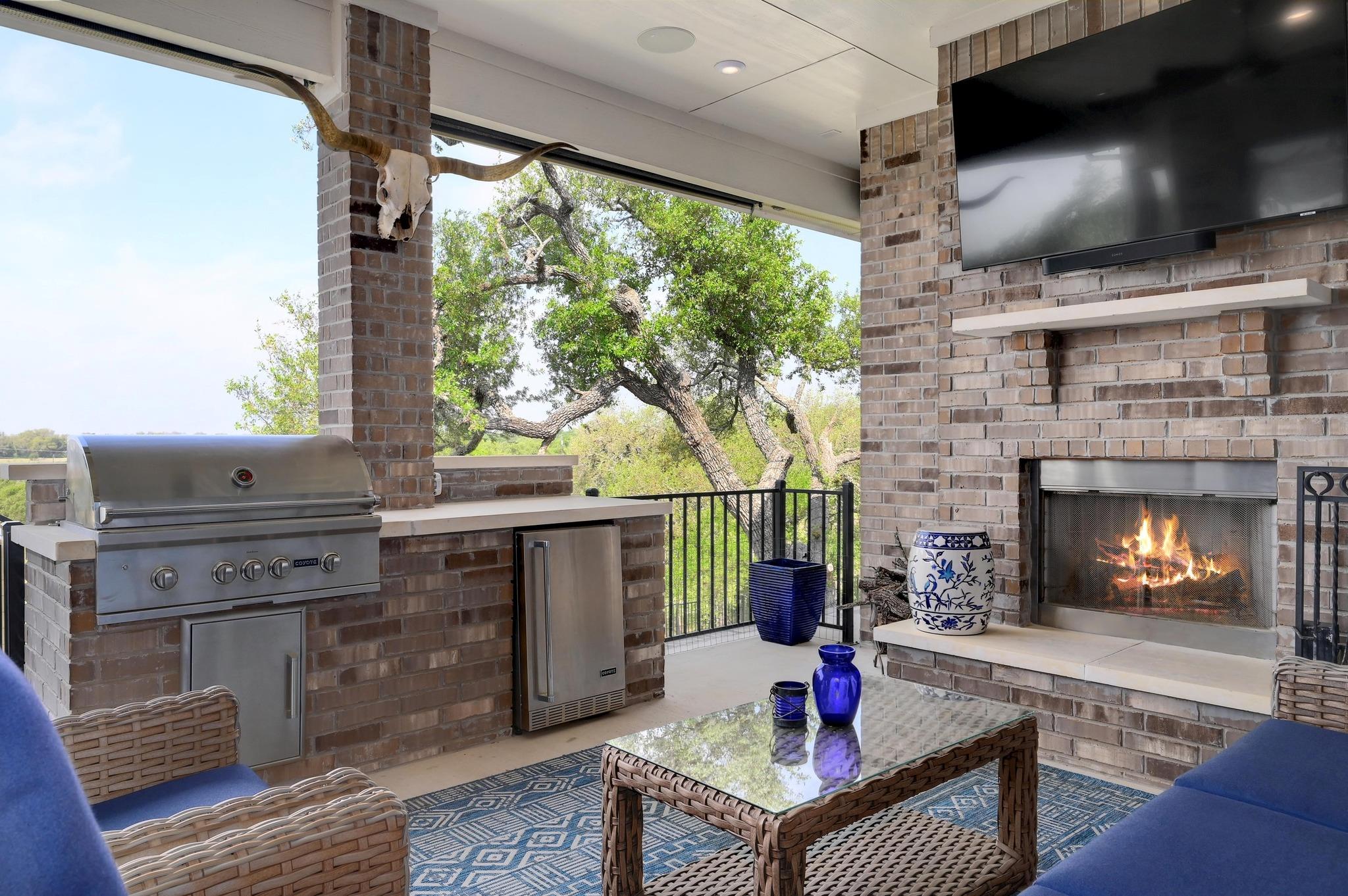 621 Altea Dr, Leander, TX 78641