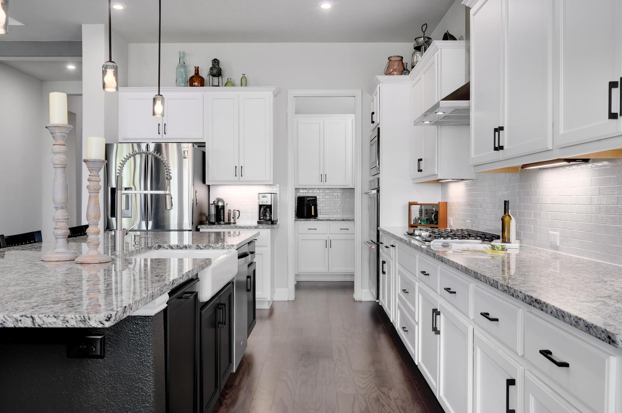 621 Altea Dr, Leander, TX 78641