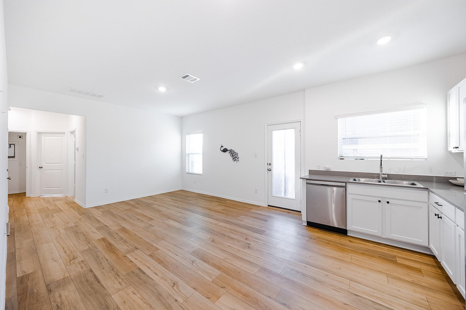 1909 Four Waters Loop, Georgetown, TX 78628