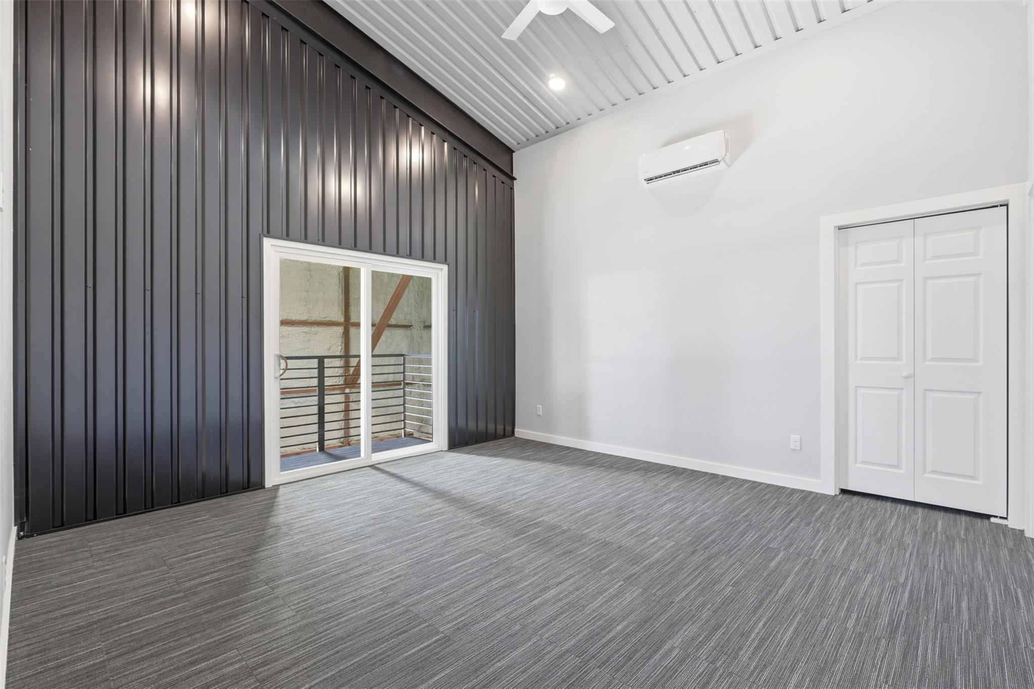 15771 S I35 Frontage Rd Hangar 39, Salado, TX 76571