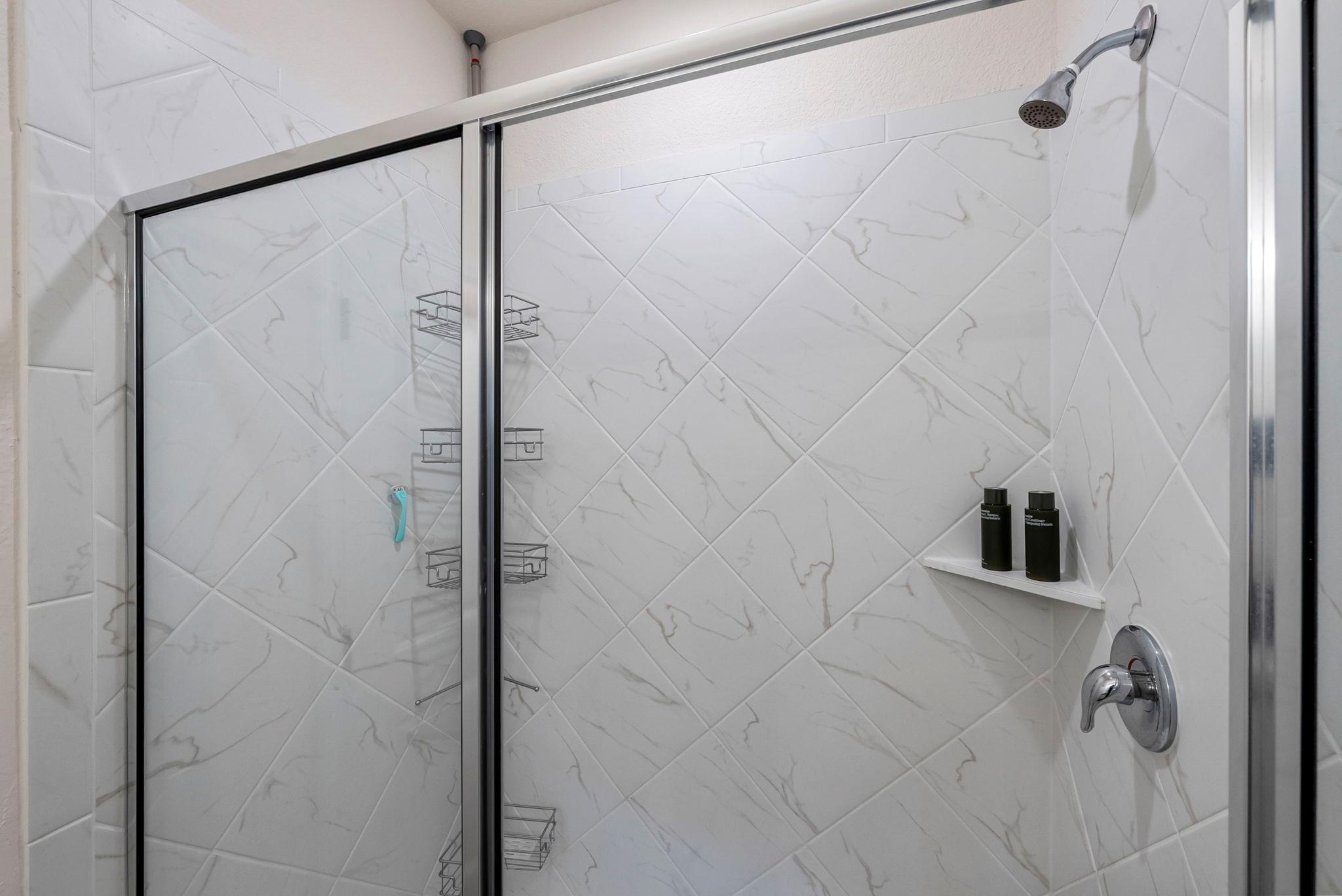 350 Purple Heart Dr, Buda, TX 78610