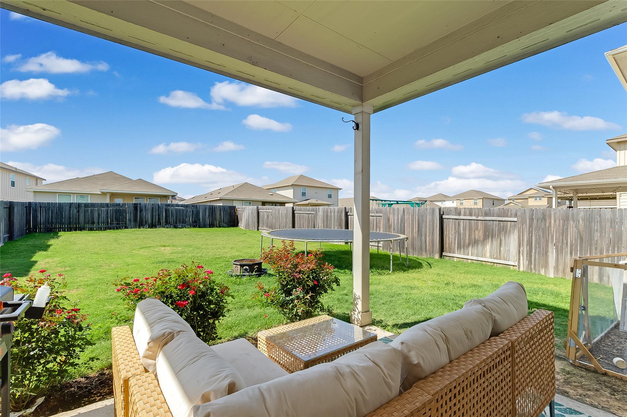 516 Longmount Cv, Liberty Hill, TX 78642