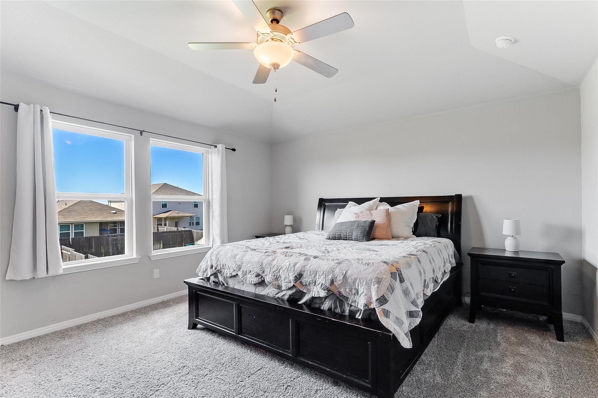 516 Longmount Cv, Liberty Hill, TX 78642