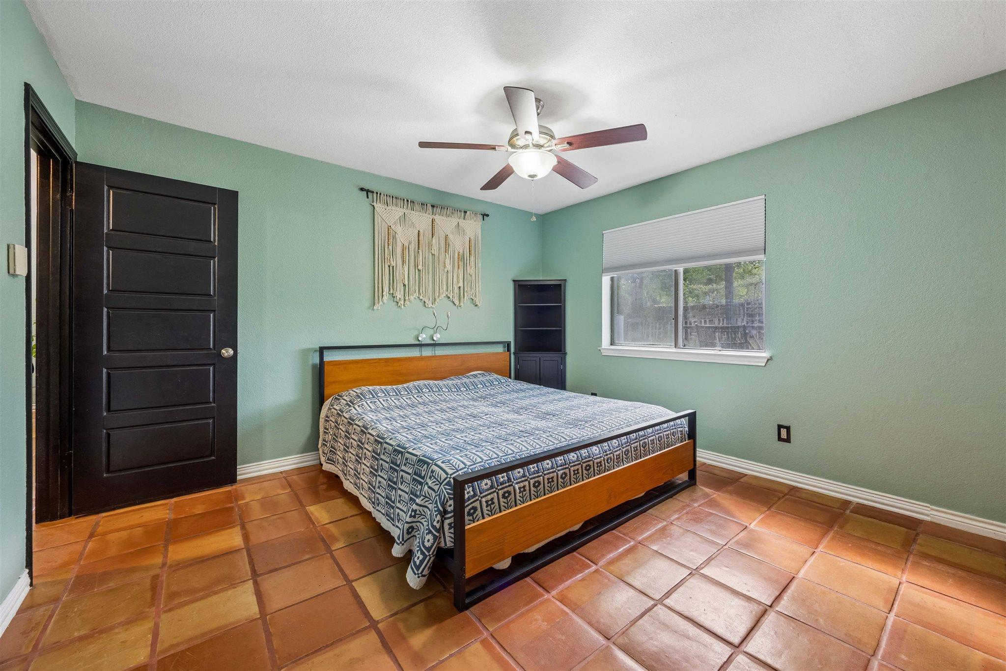 803 Clearwater Trl, Round Rock, TX 78664