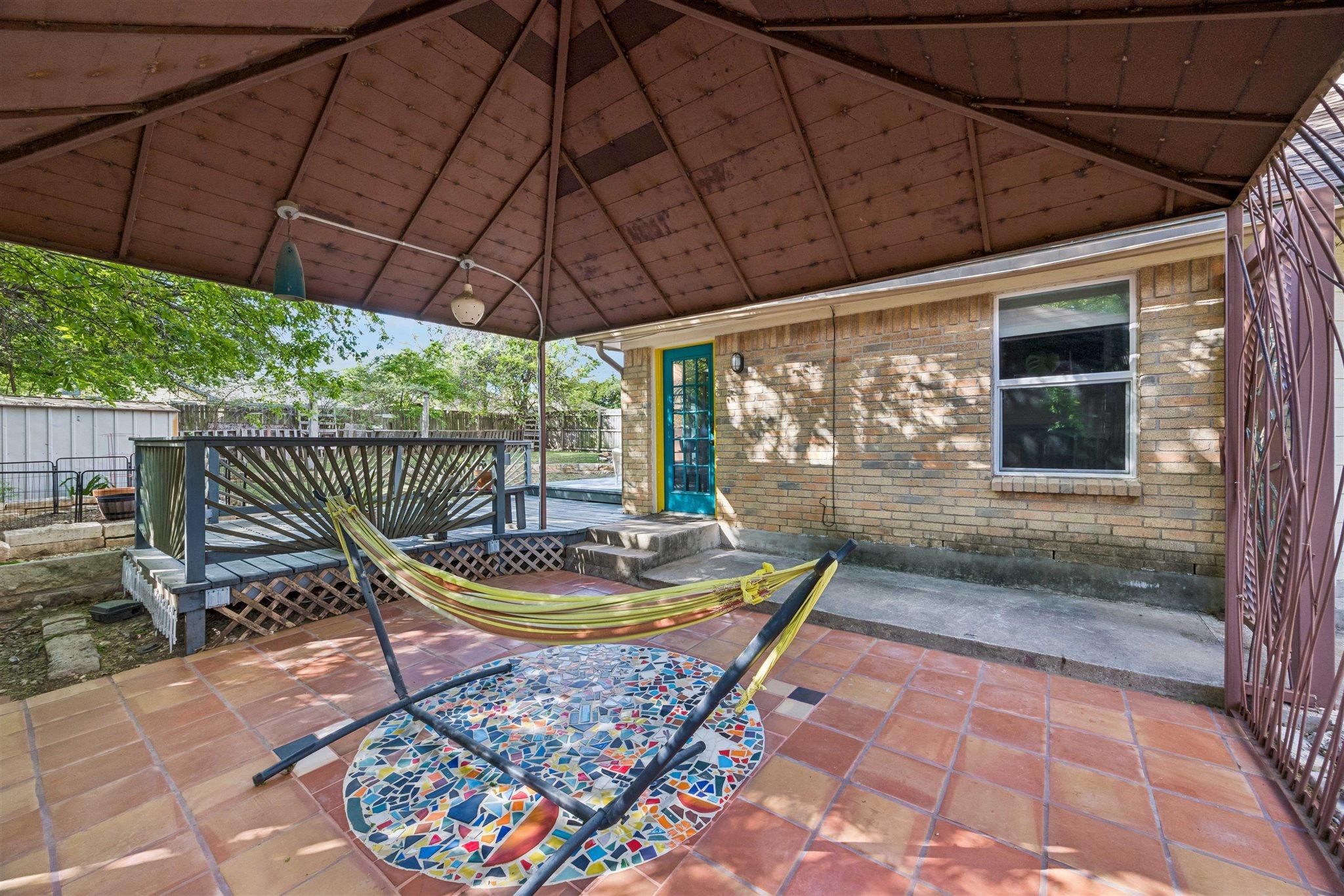 803 Clearwater Trl, Round Rock, TX 78664