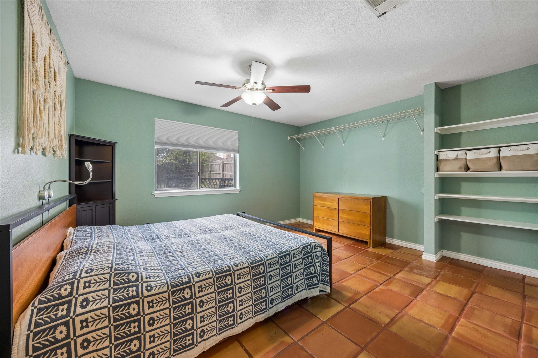 803 Clearwater Trl, Round Rock, TX 78664