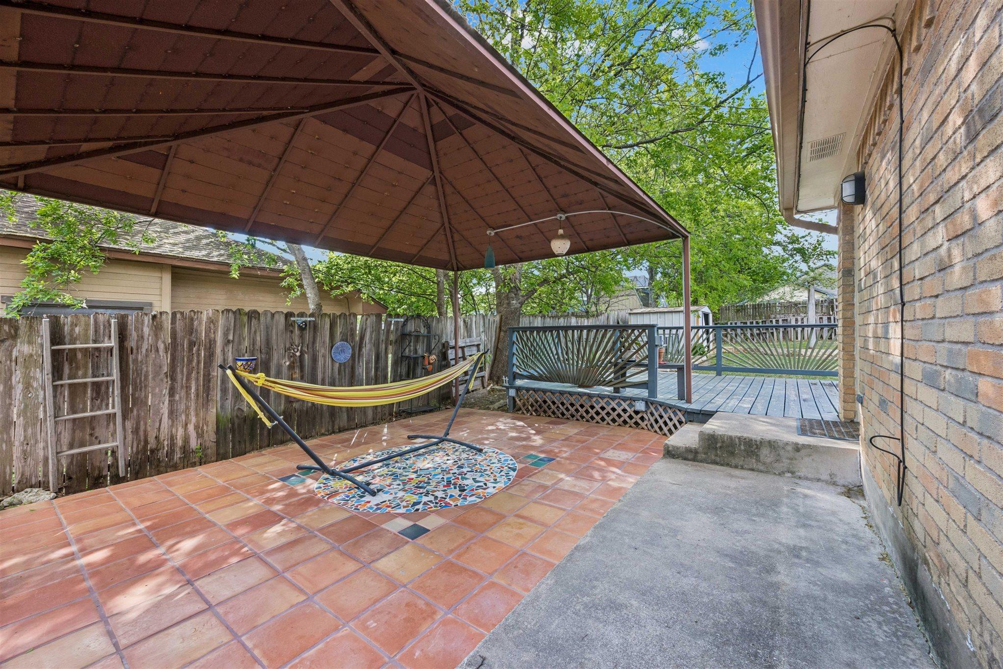 803 Clearwater Trl, Round Rock, TX 78664