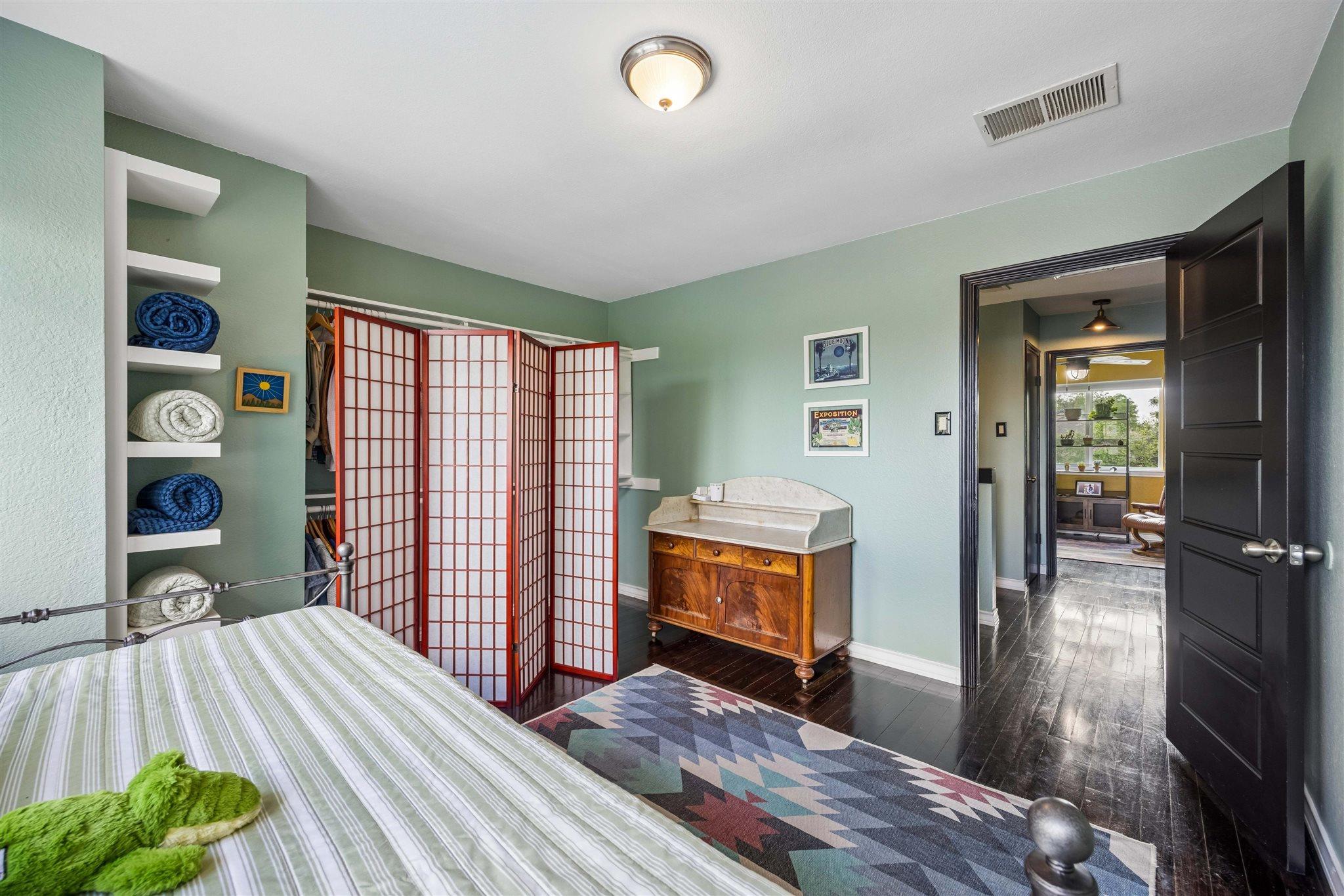 803 Clearwater Trl, Round Rock, TX 78664