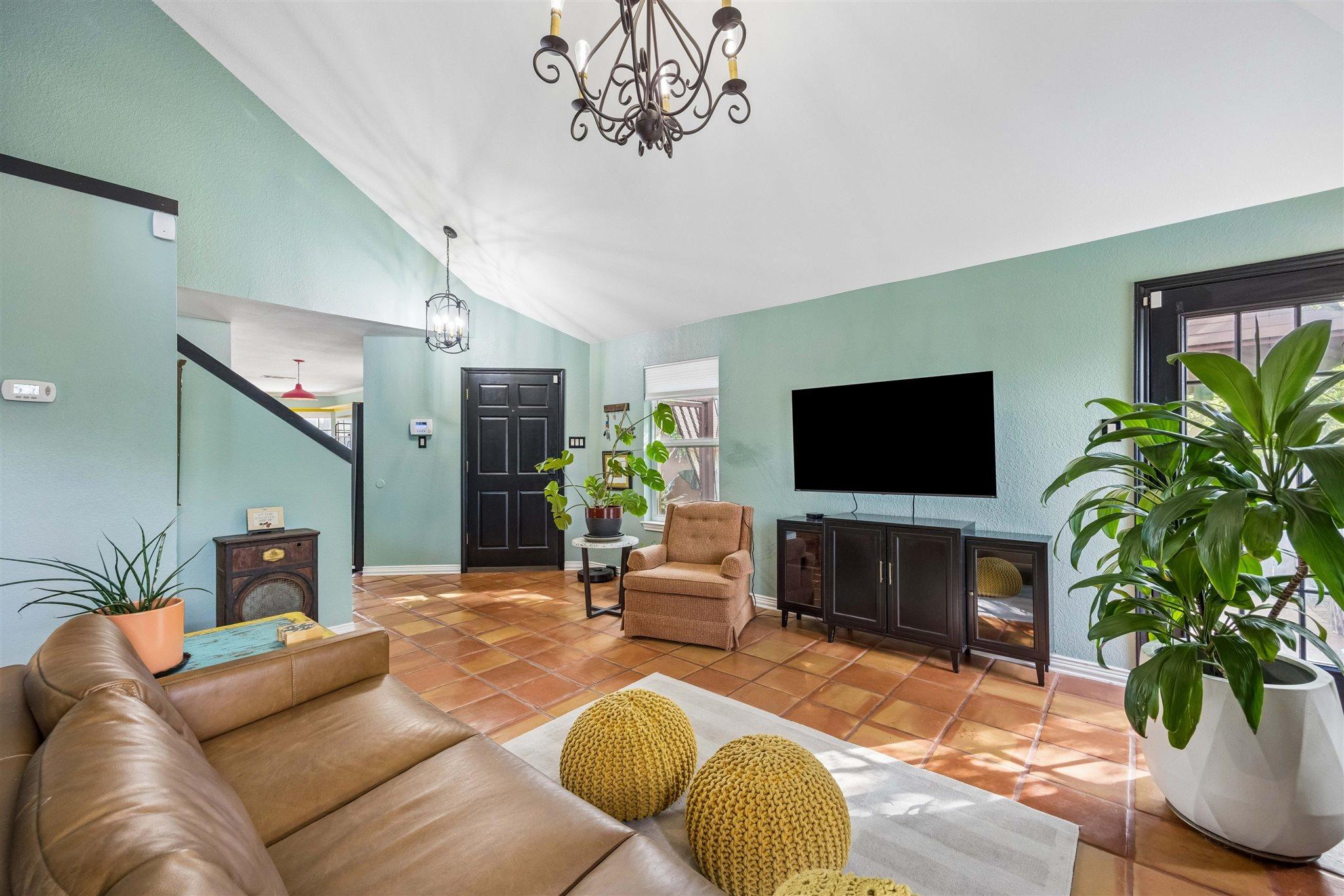 803 Clearwater Trl, Round Rock, TX 78664