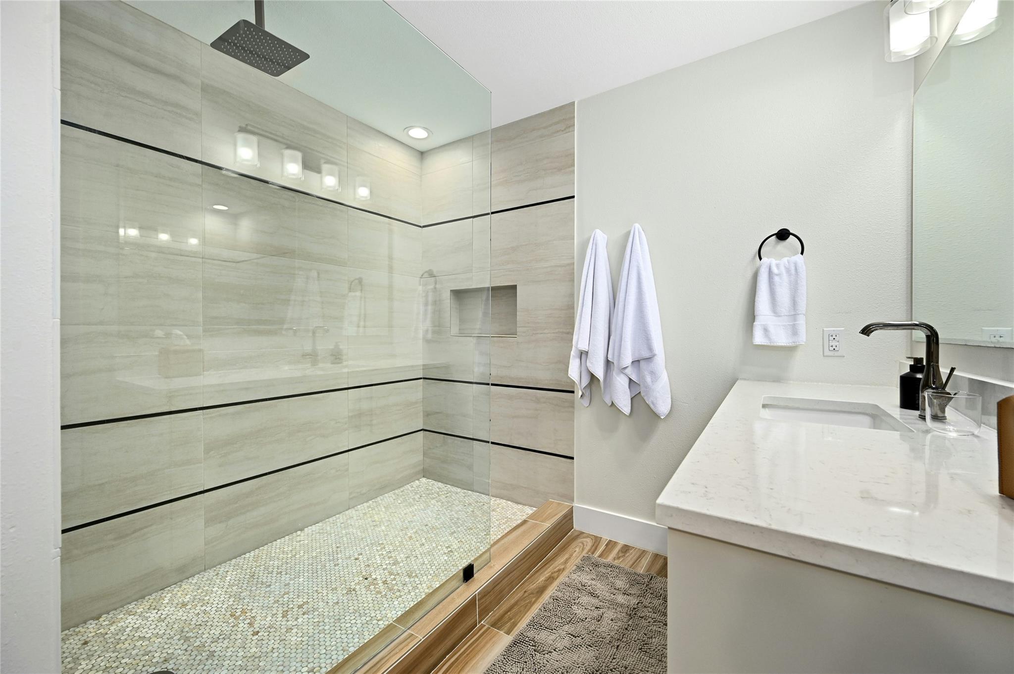 1901 Glencliff Dr, Austin, TX 78704