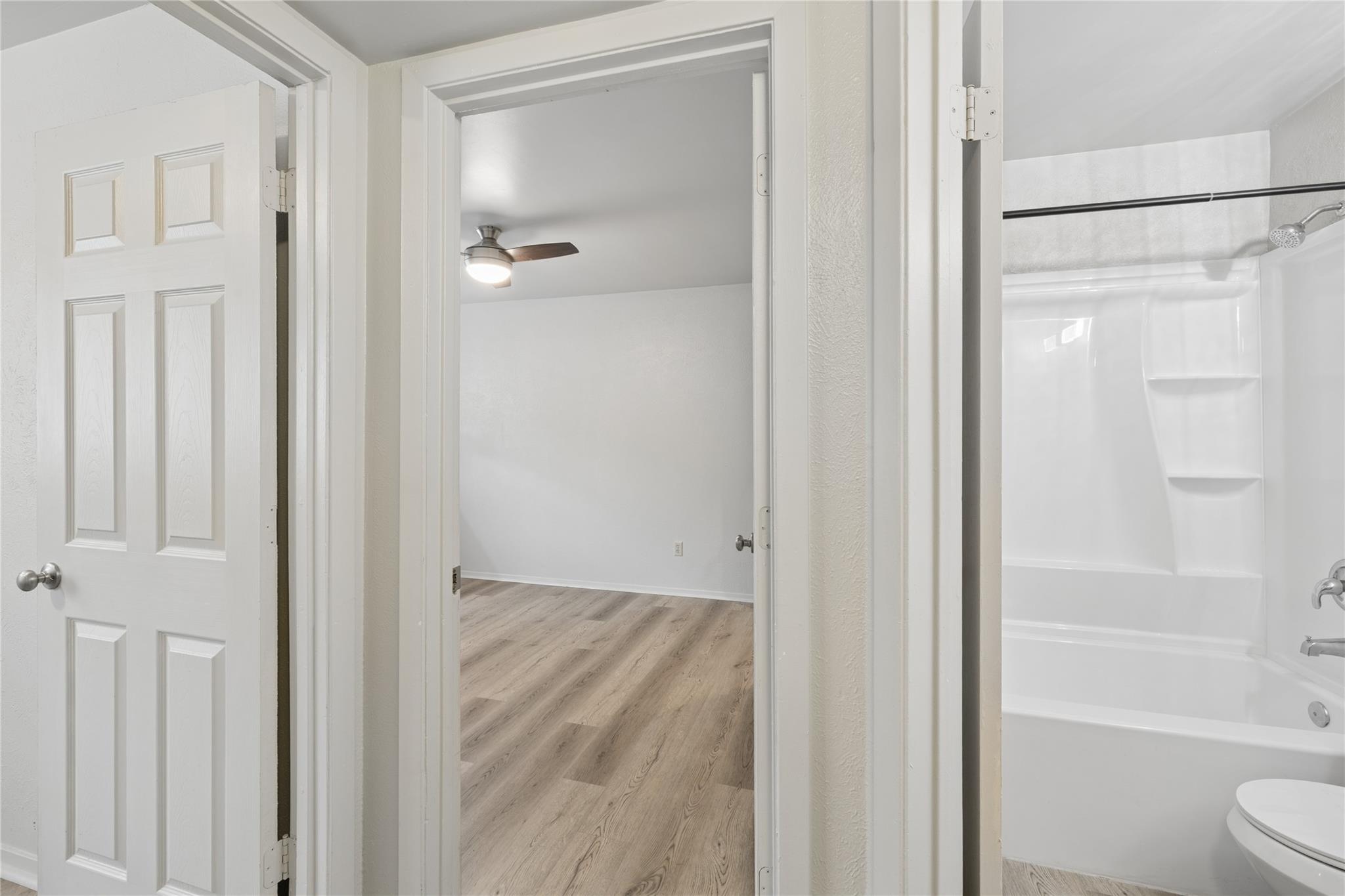 820 Sahara Ave # B, Austin, TX 78745