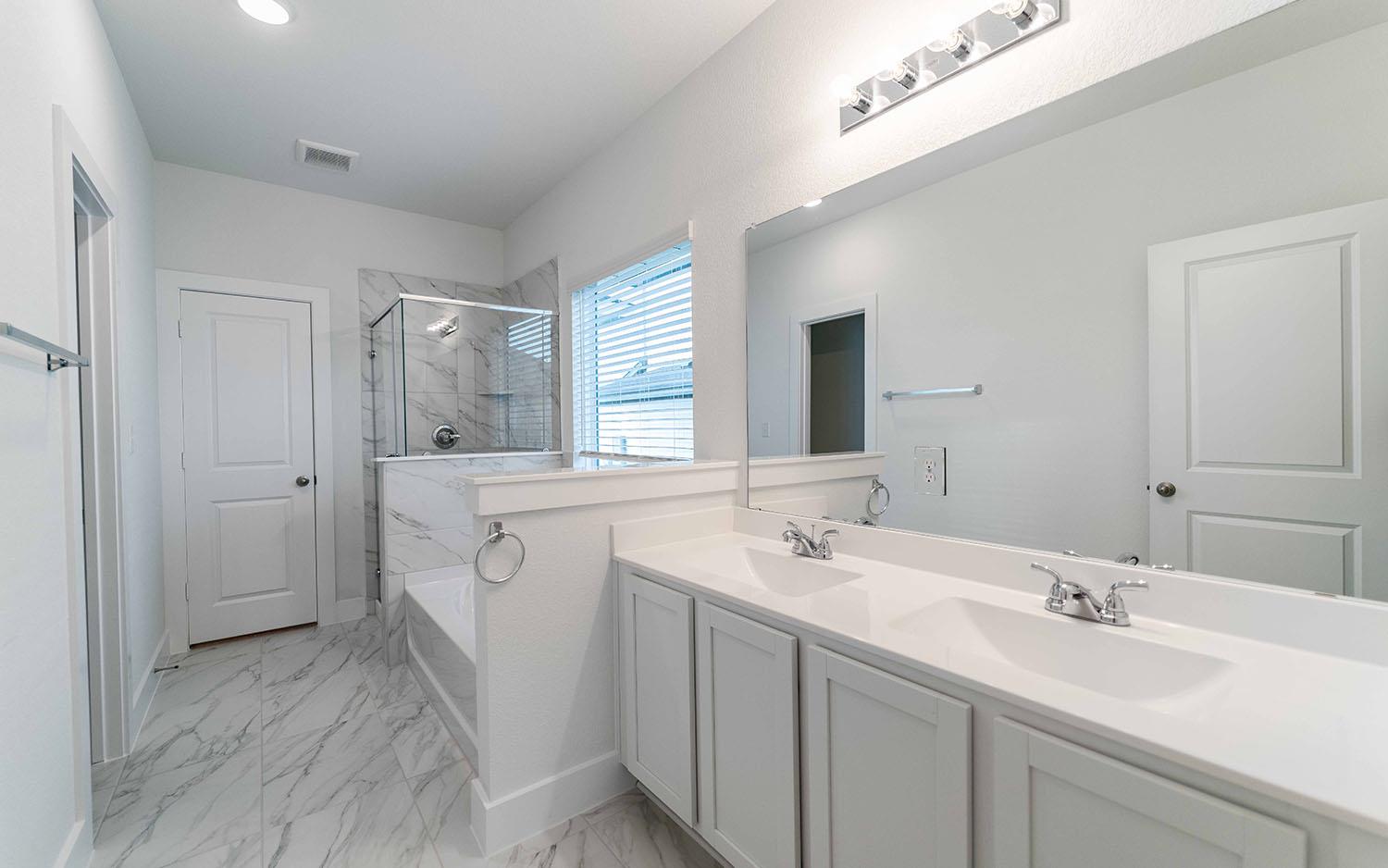 117 Cougar Hill Dr, Jarrell, TX 76537