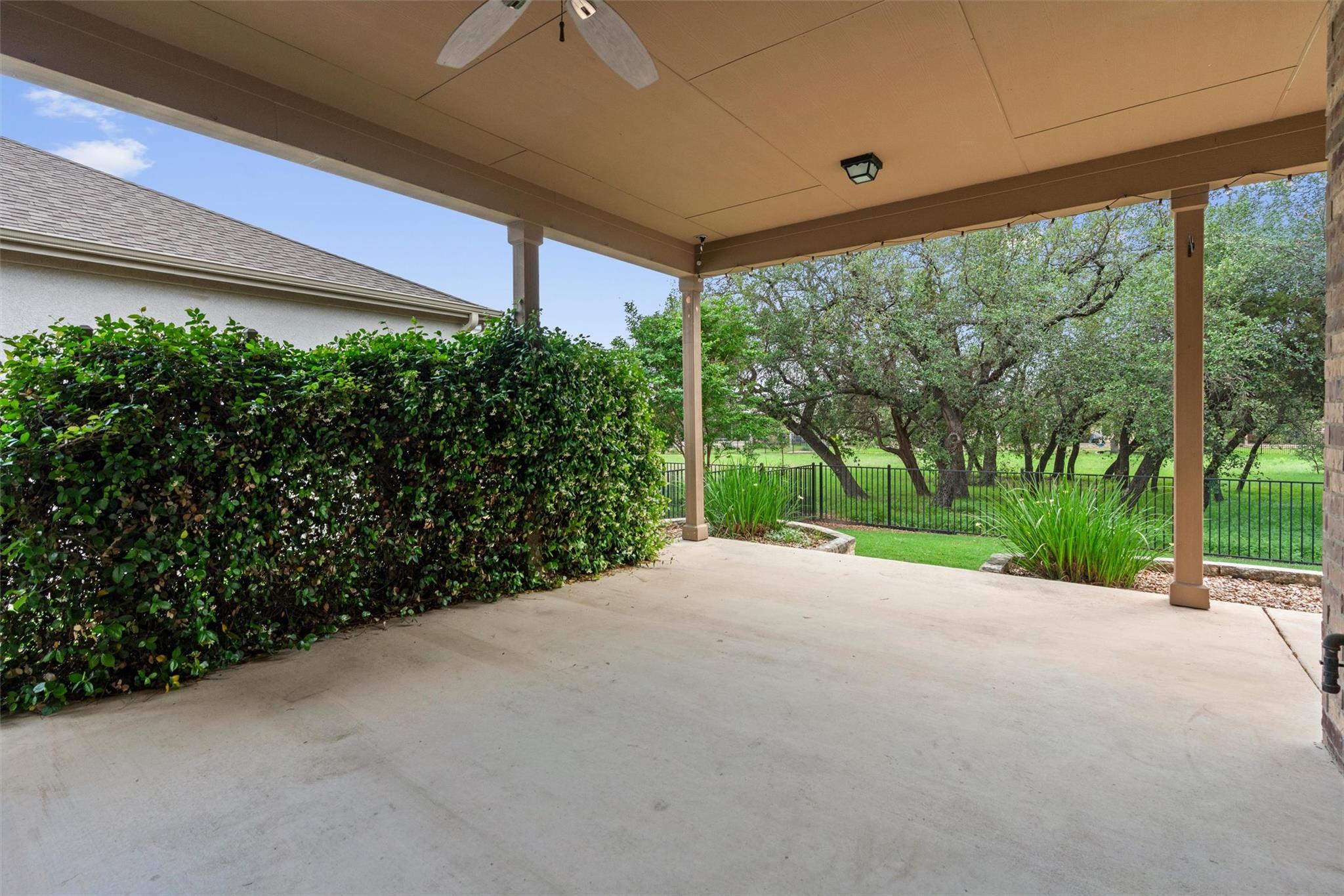 108 Calhoun Ln, Georgetown, TX 78633