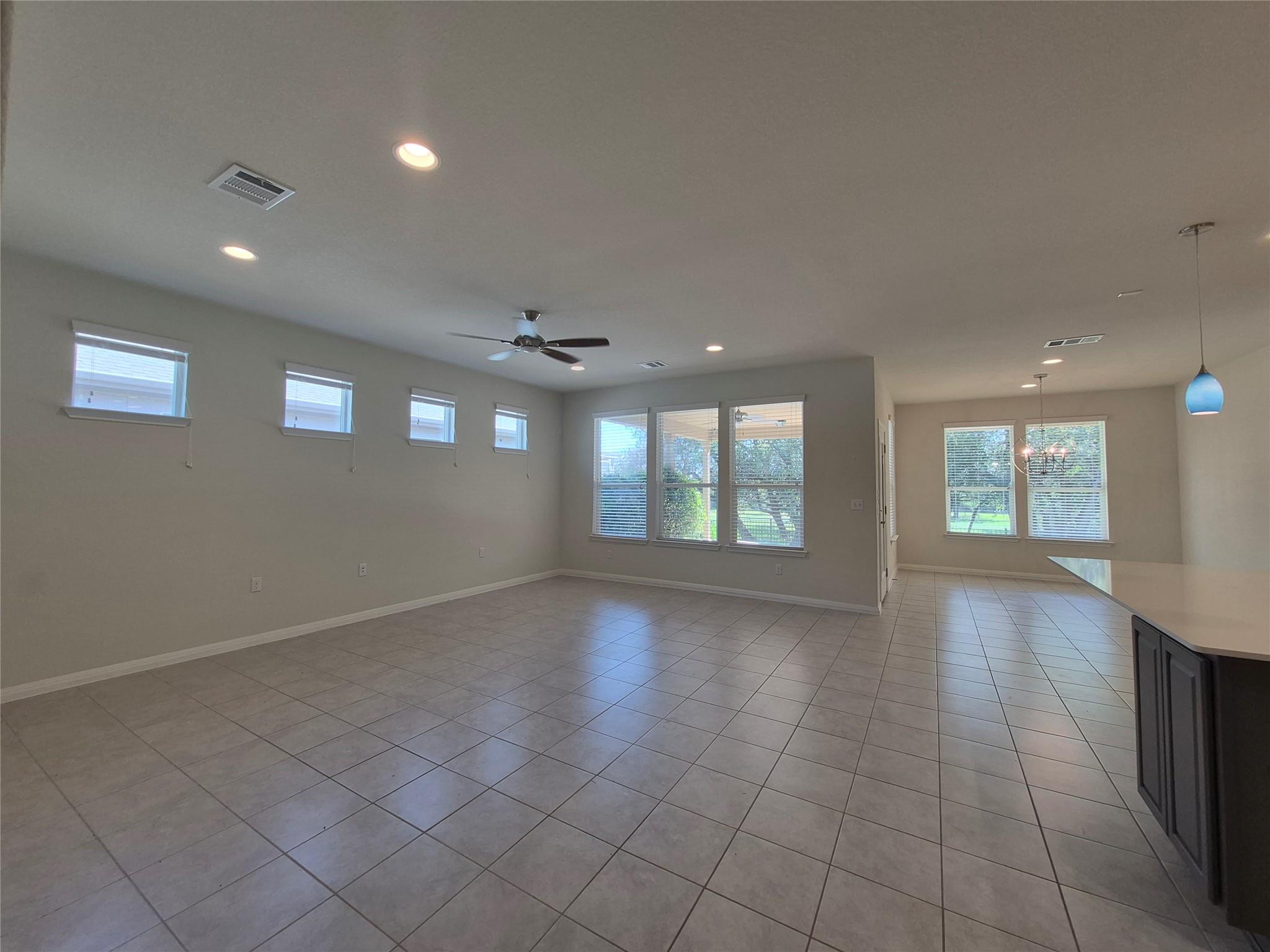 108 Calhoun Ln, Georgetown, TX 78633