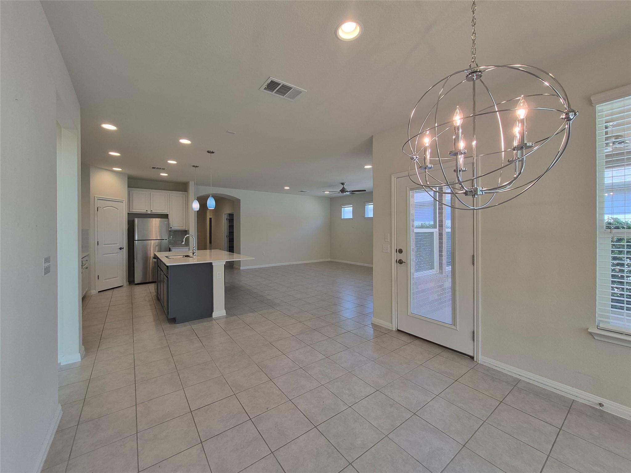 108 Calhoun Ln, Georgetown, TX 78633