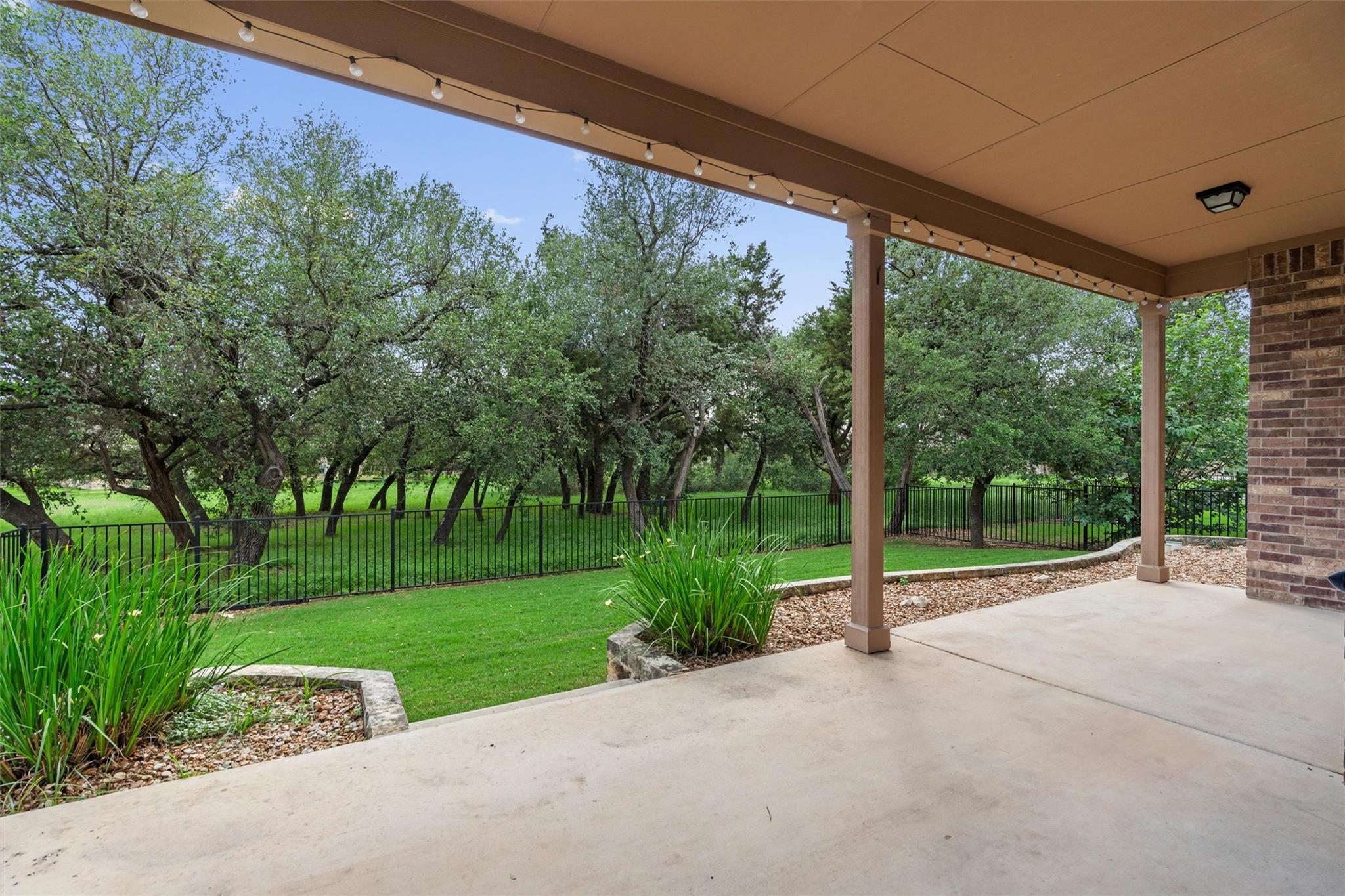 108 Calhoun Ln, Georgetown, TX 78633