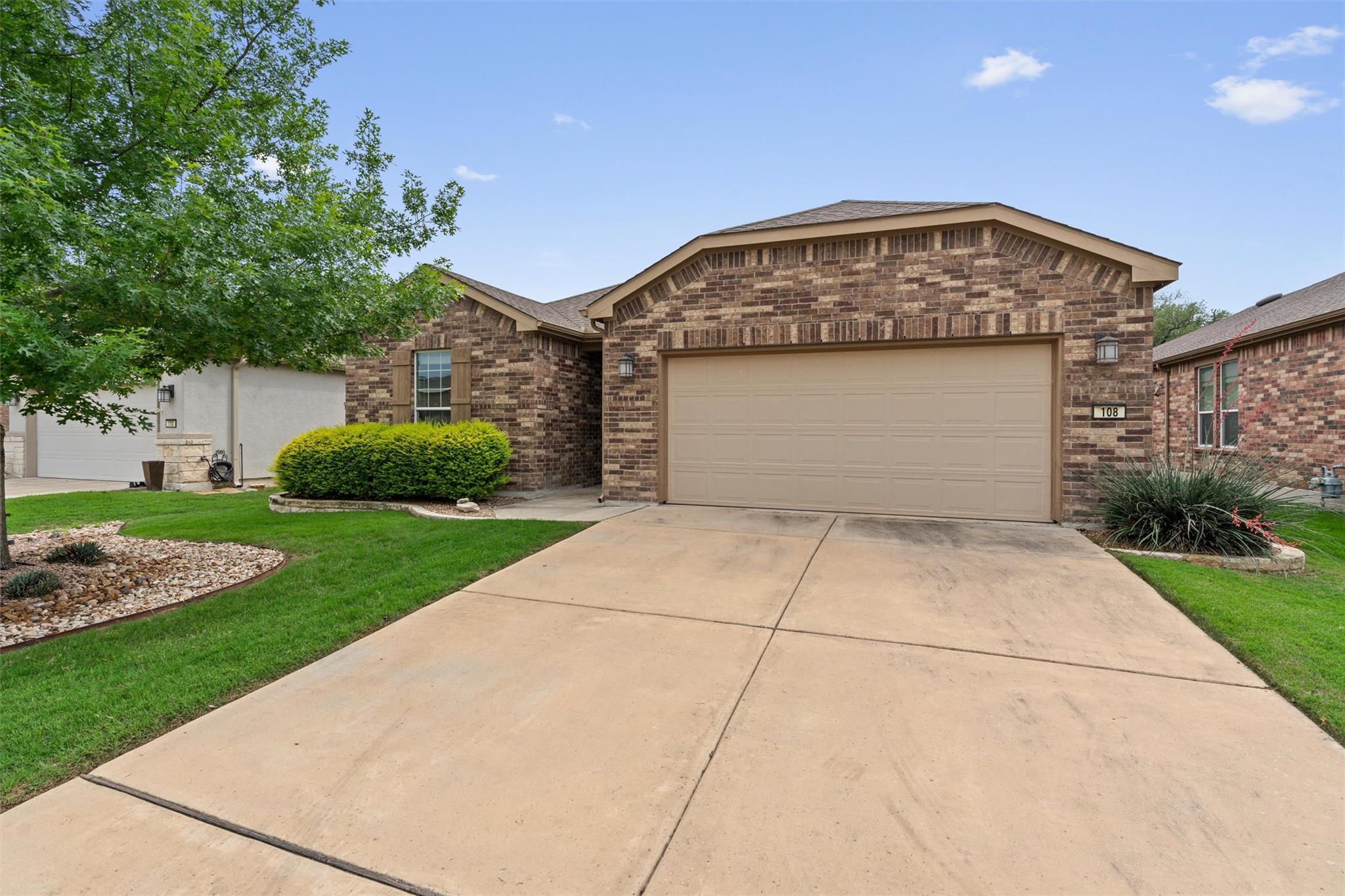 108 Calhoun Ln, Georgetown, TX 78633