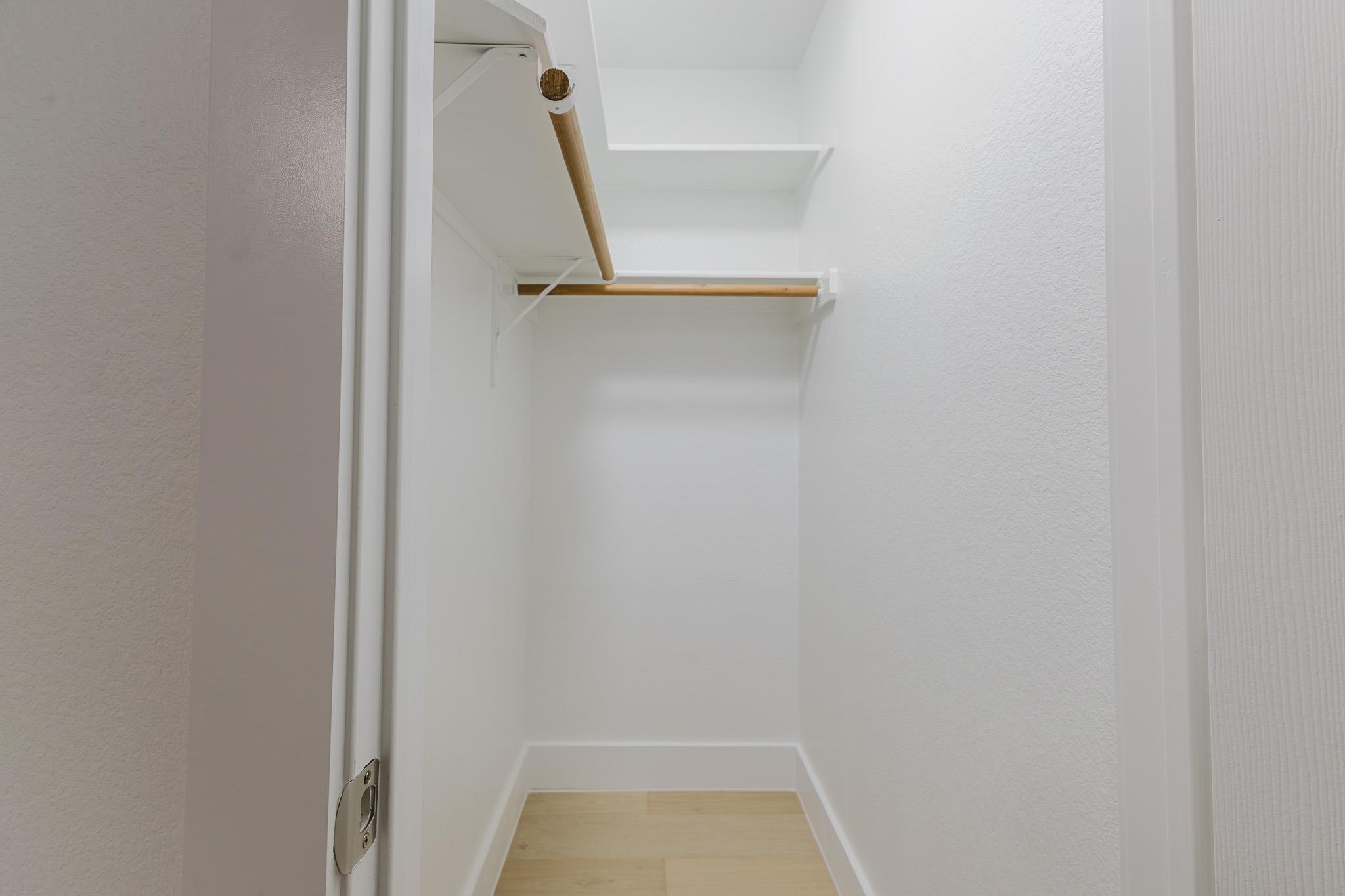 9513 LINKMEADOW Dr, Austin, TX 78748