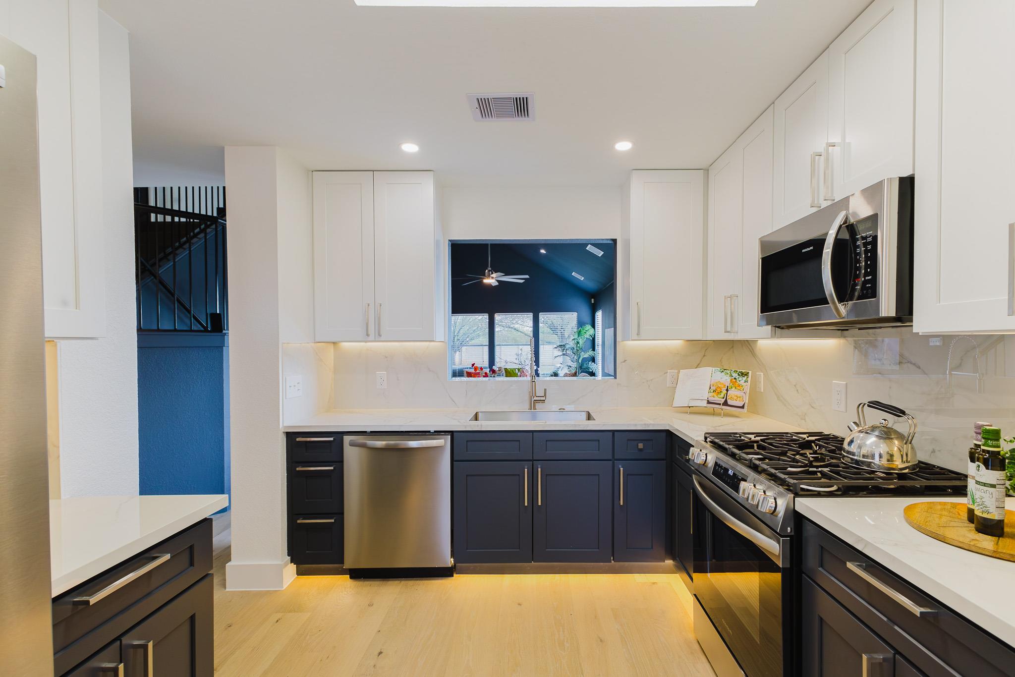 9513 LINKMEADOW Dr, Austin, TX 78748