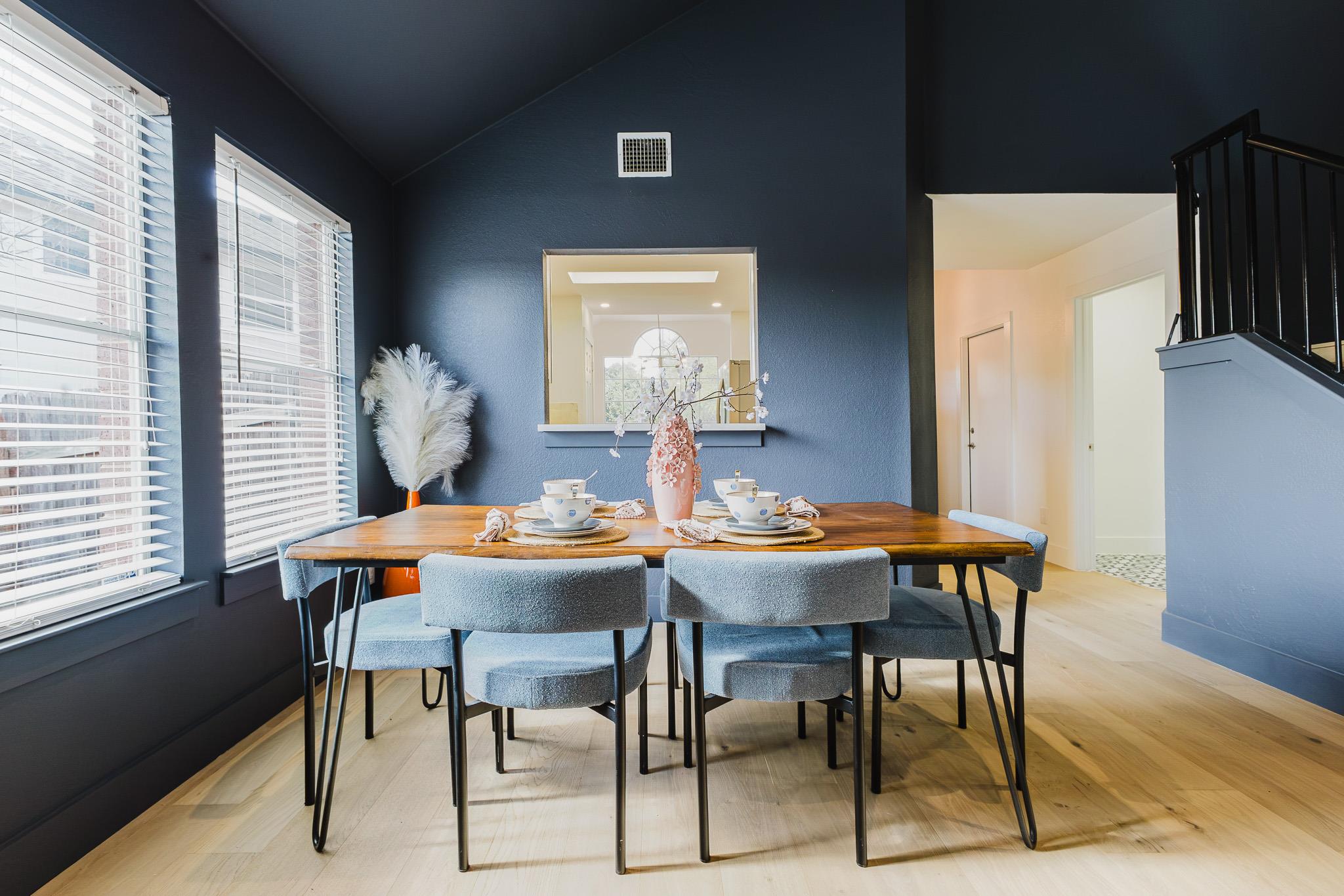 9513 LINKMEADOW Dr, Austin, TX 78748