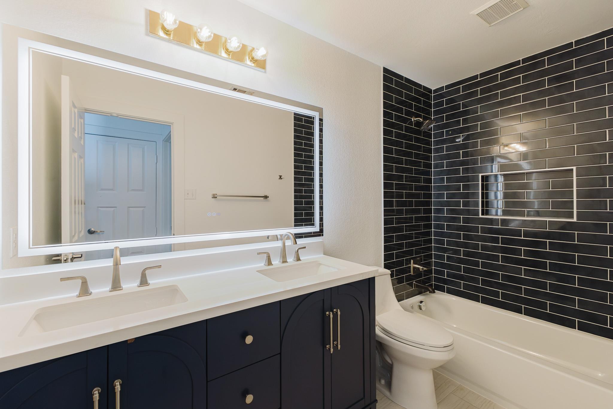 9513 LINKMEADOW Dr, Austin, TX 78748